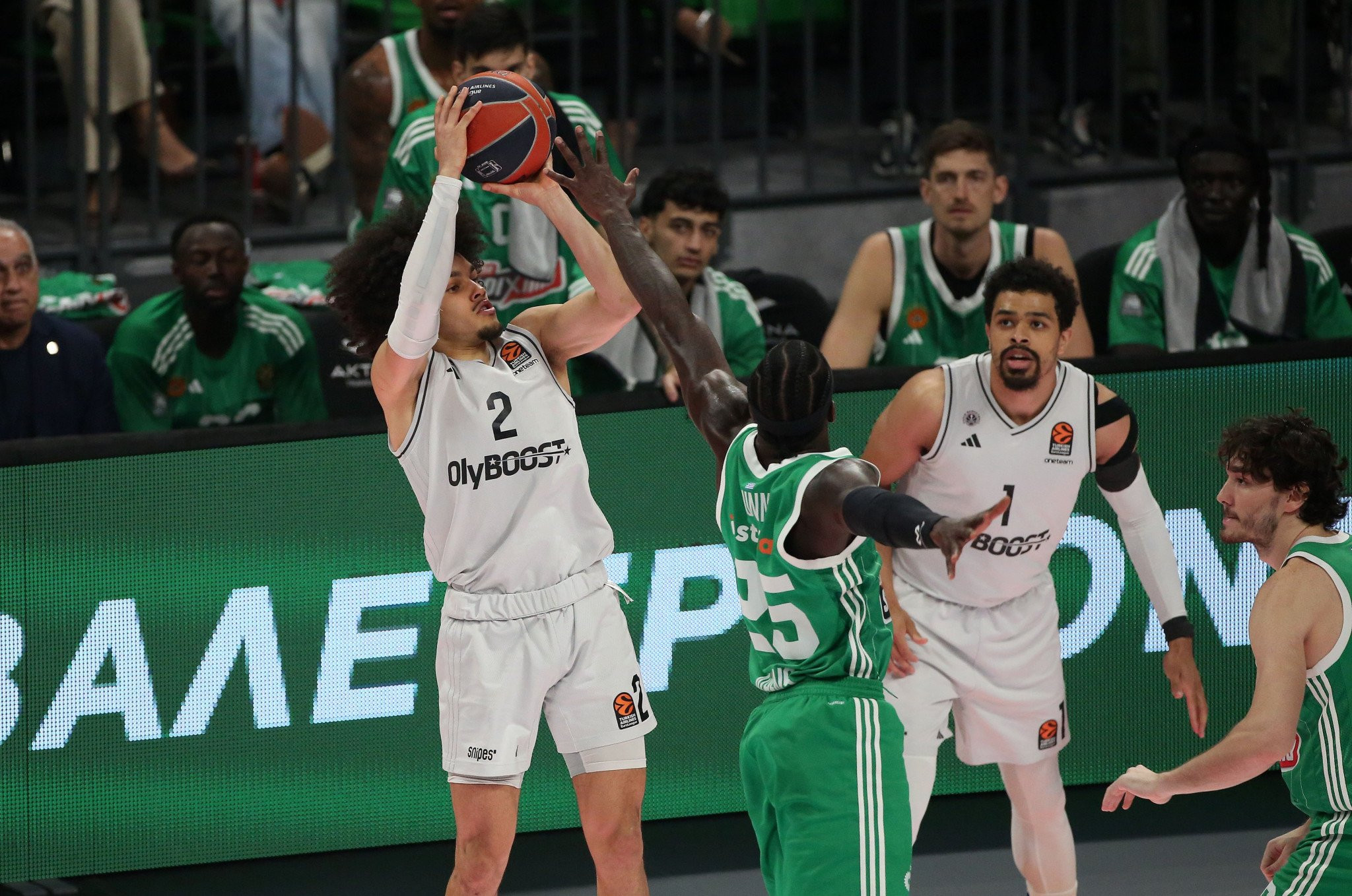 Τα ασταμάτητα τρίποντα της Παρί «πλήγωσαν» με 100άρα τον Παναθηναϊκό στο ΟΑΚΑ