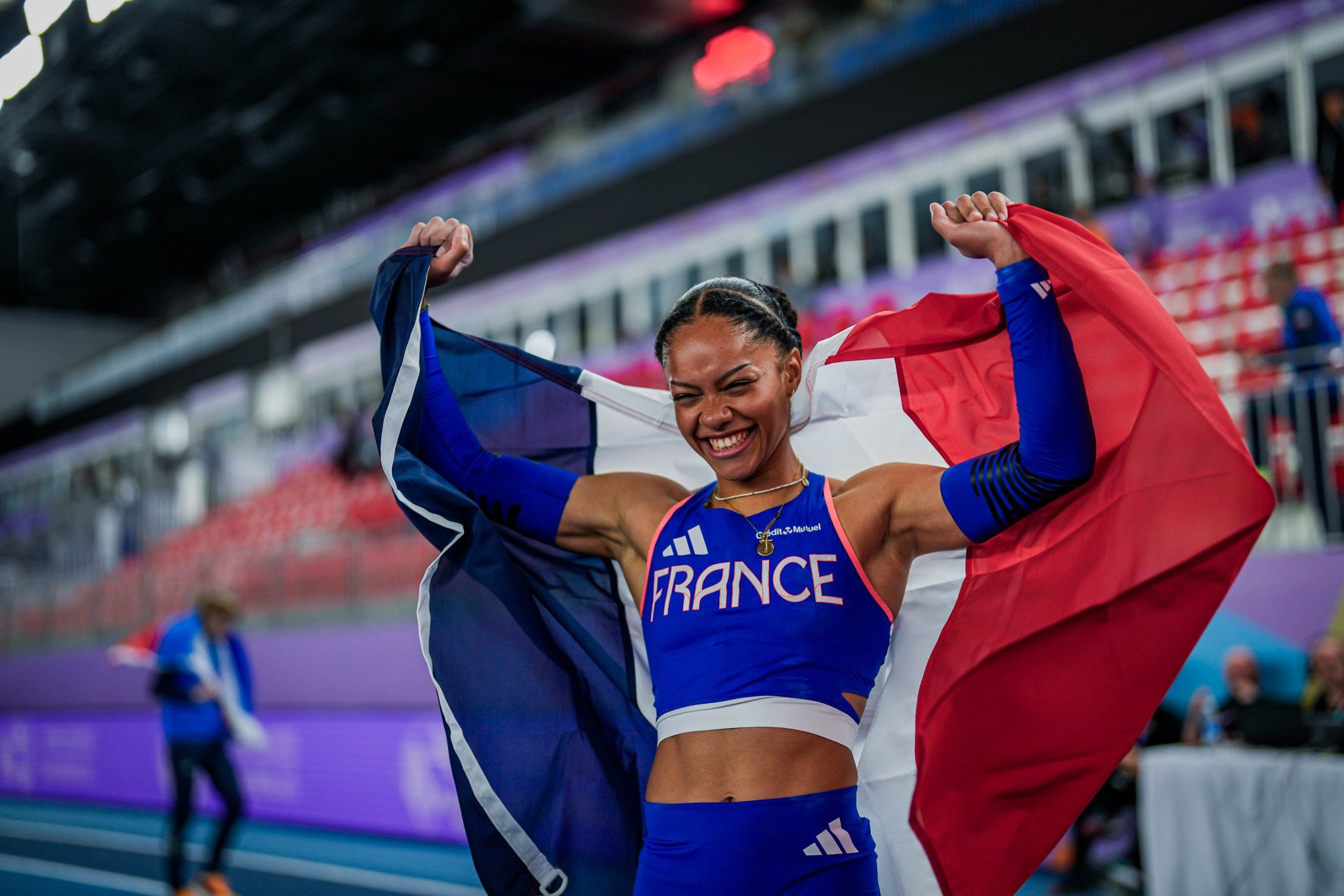 Παγκόσμια πρωταθλήτρια κλειστού στο επί κοντώ η 23χρονη Μπονίν