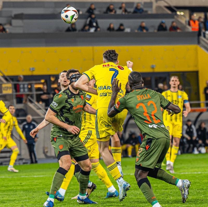 Λυτρωτής ο Νιάρχος για την Κοζίτσε με γκολ στο 98’