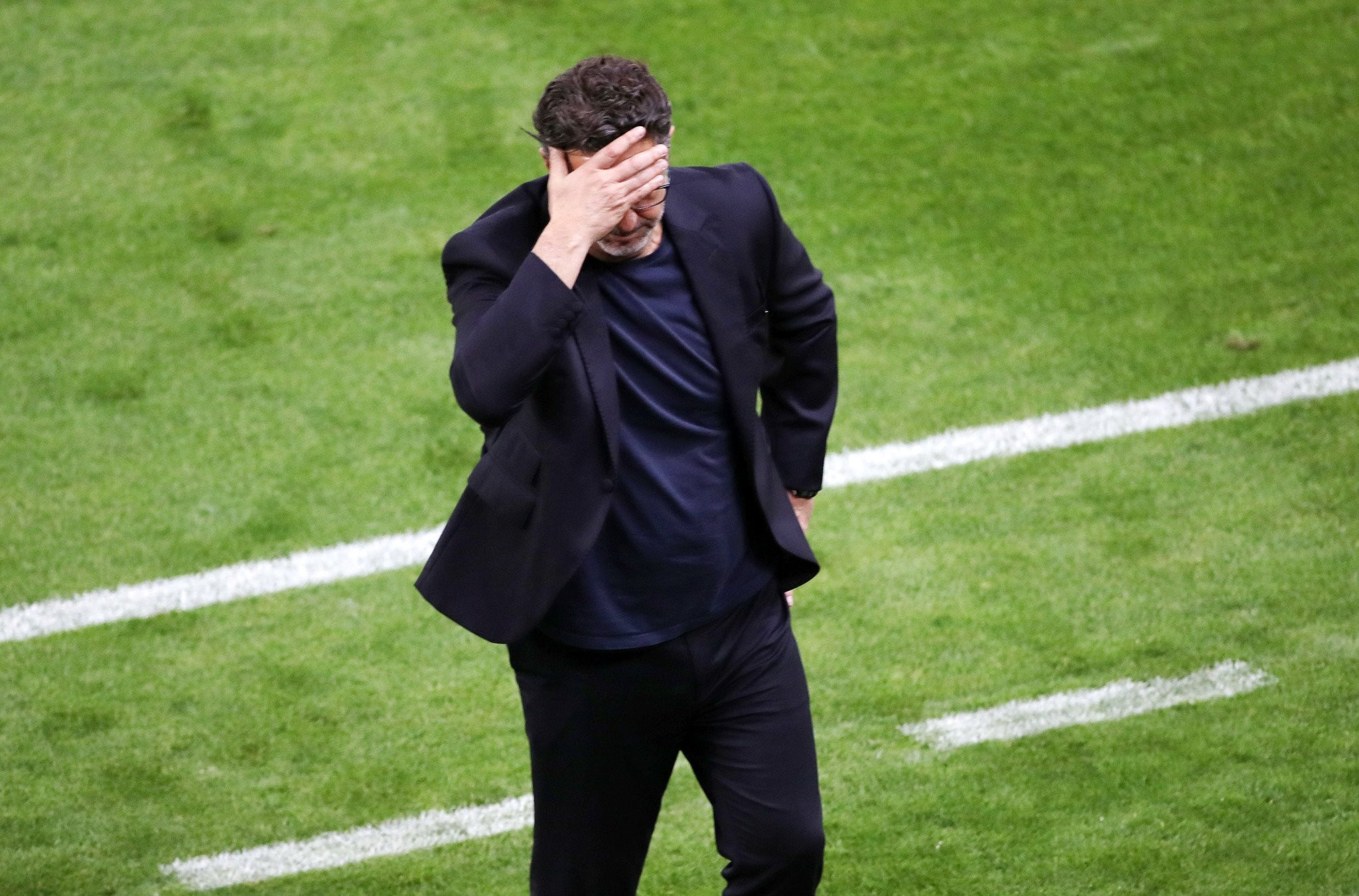 Ένας μόνιμα θλιβερός Παναθηναϊκός, «πνιγμένος» σε λάθη βγαλμένα απ’ το... Δελφινάριο