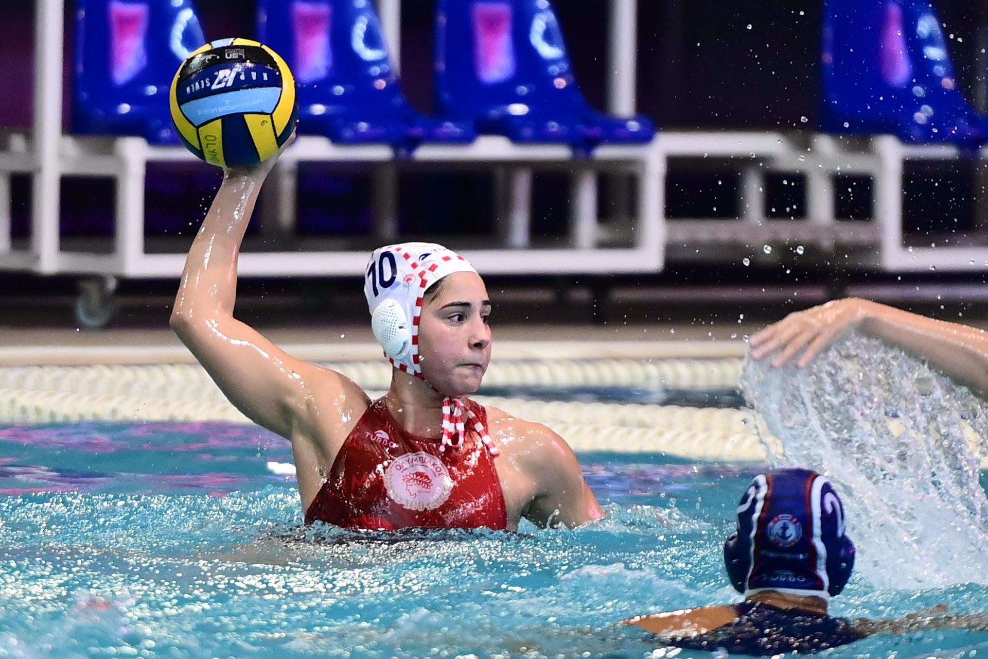 «Εμφύλιος» ανάμεσα σε Ολυμπιακό και Βουλιαγμένη με στόχο τη πρόκριση στο F4 του Champions League