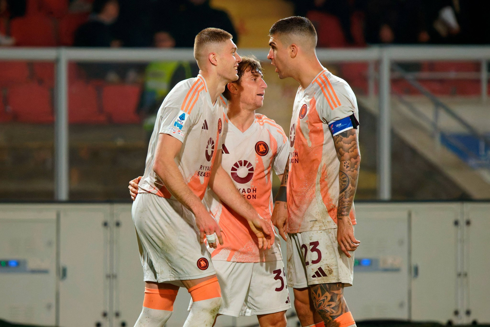 Εξάρα η Παρί Σεν Ζερμέν, αλλά η Μονακό έδωσε... παράταση στην «στέψη» της