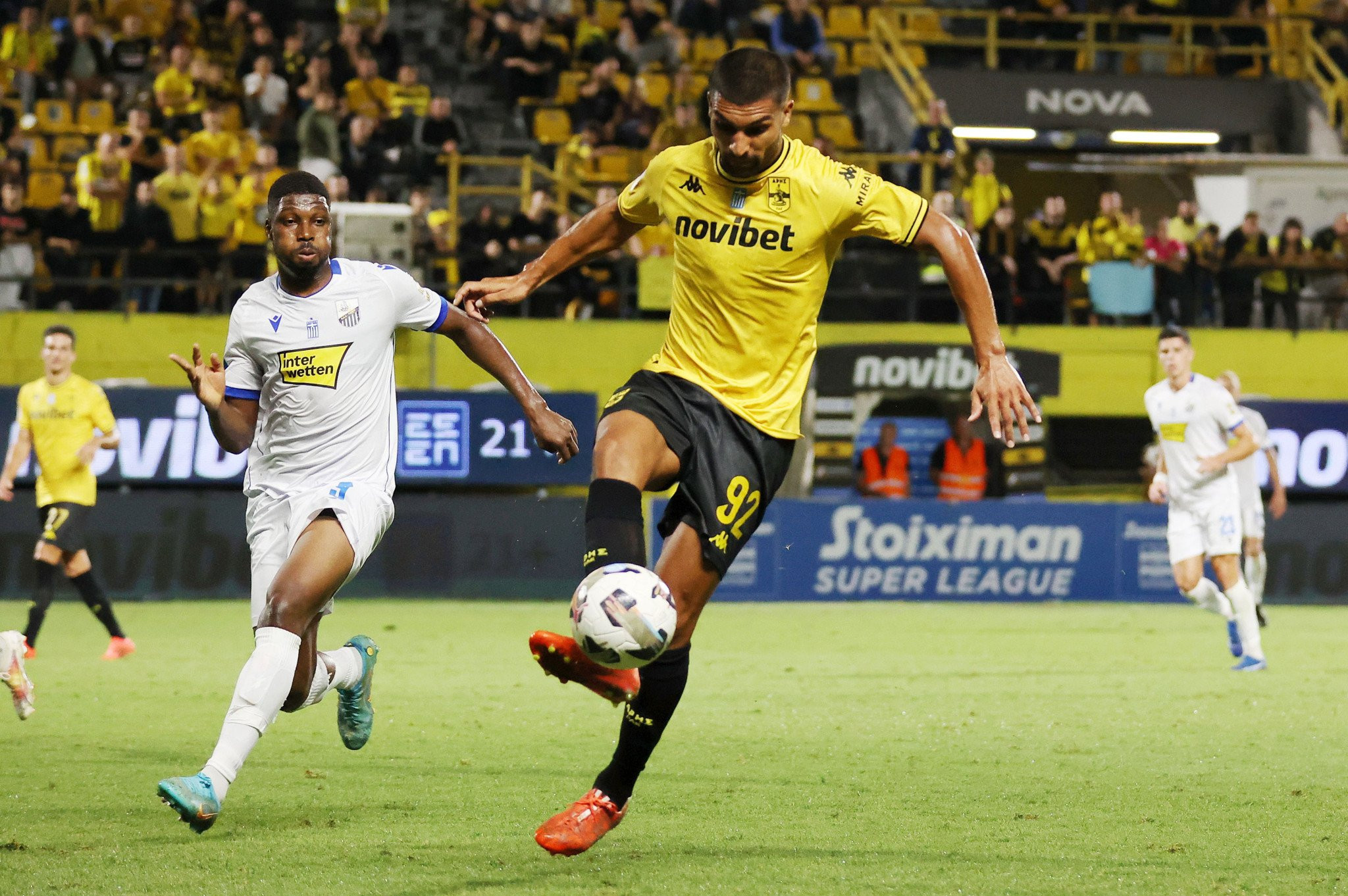 Φαμπιάνο και Βέλεθ βάζουν στο.. κάδρο τον Ρόουζ