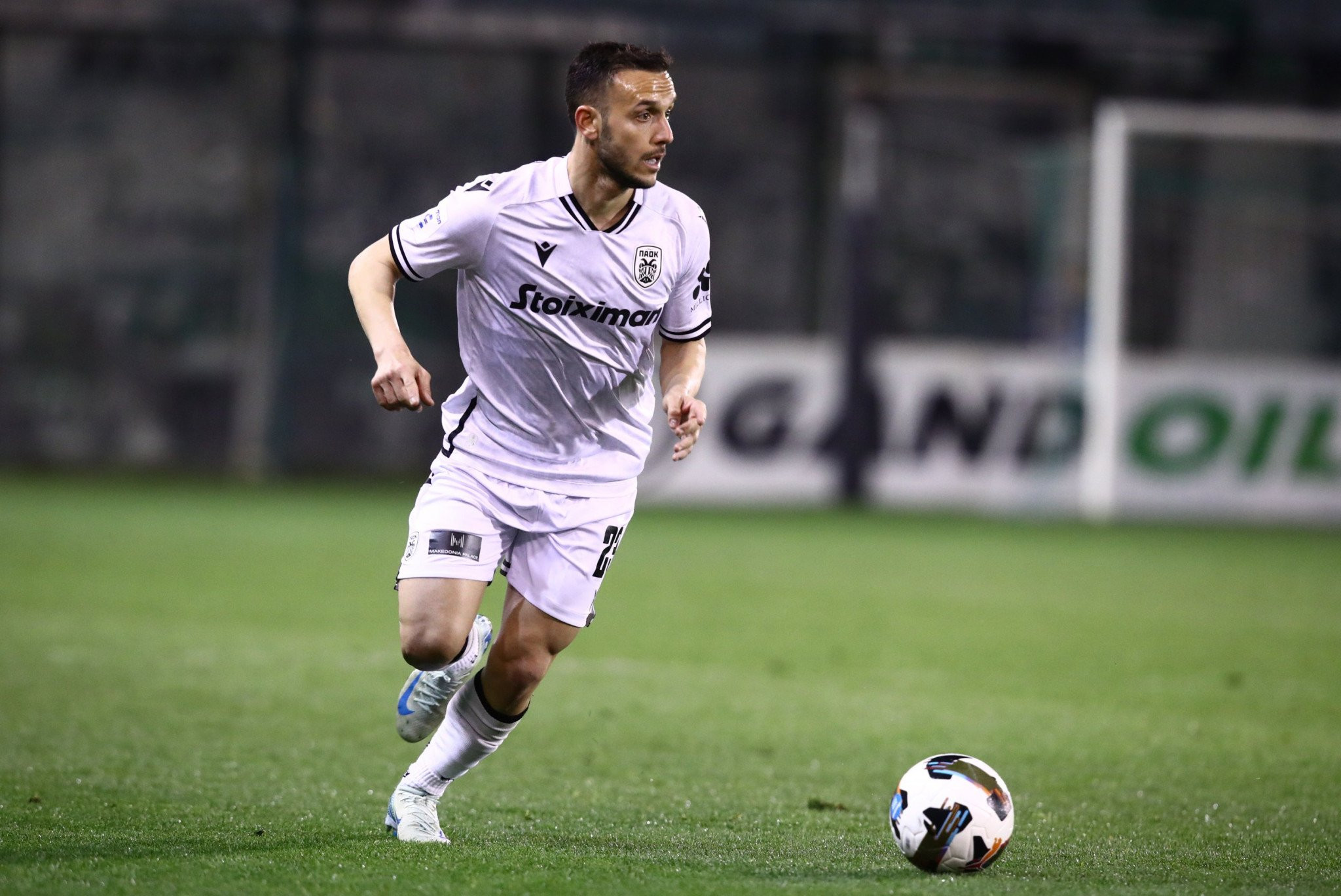 Ξεμένει απο λύσεις στο δεξί άκρο της άμυνας του ο ΠΑΟΚ