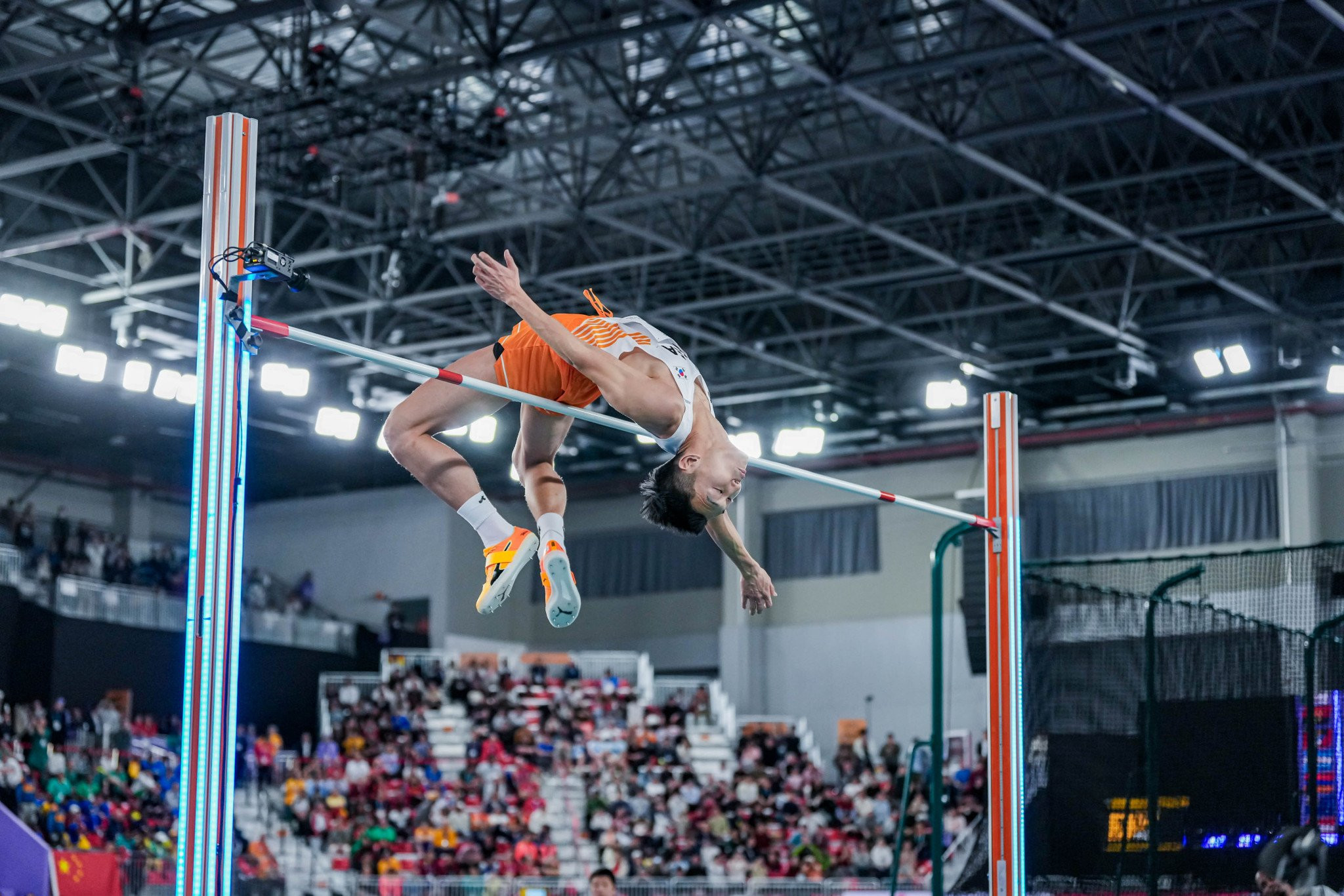 Επιστροφή στα χρυσά για Γου και Μίτον στο Παγκόσμιο κλειστού στίβου