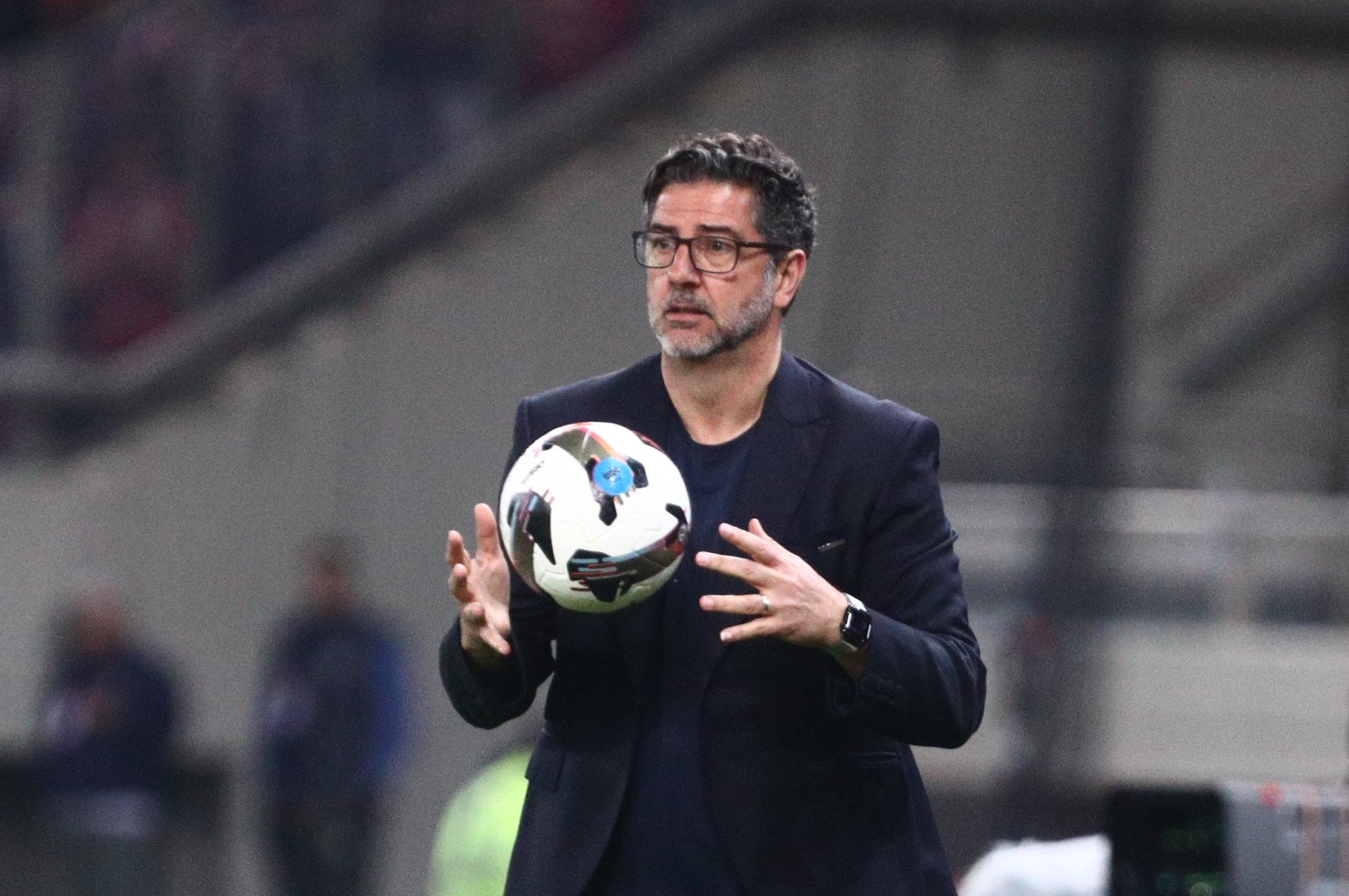 Η άθλια εικόνα στο Φάληρο «φύτεψε» σπόρο αμφισβήτησης (και) για τον Ρουί Βιτόρια