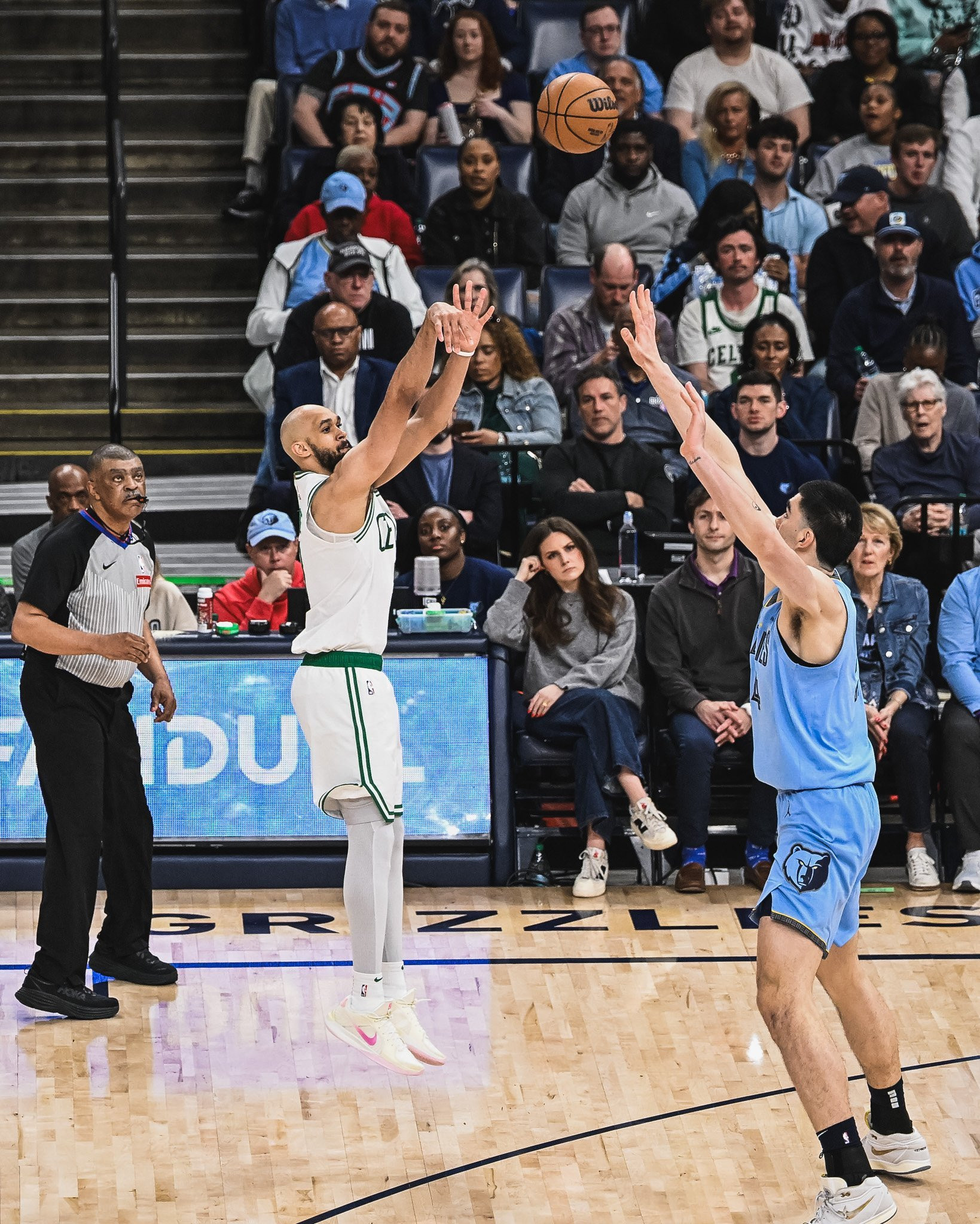 Γκρίζλις - Σέλτικς 103-117: Ένατη σερί νίκη με «ρέκορντμαν» Γουάιτ!