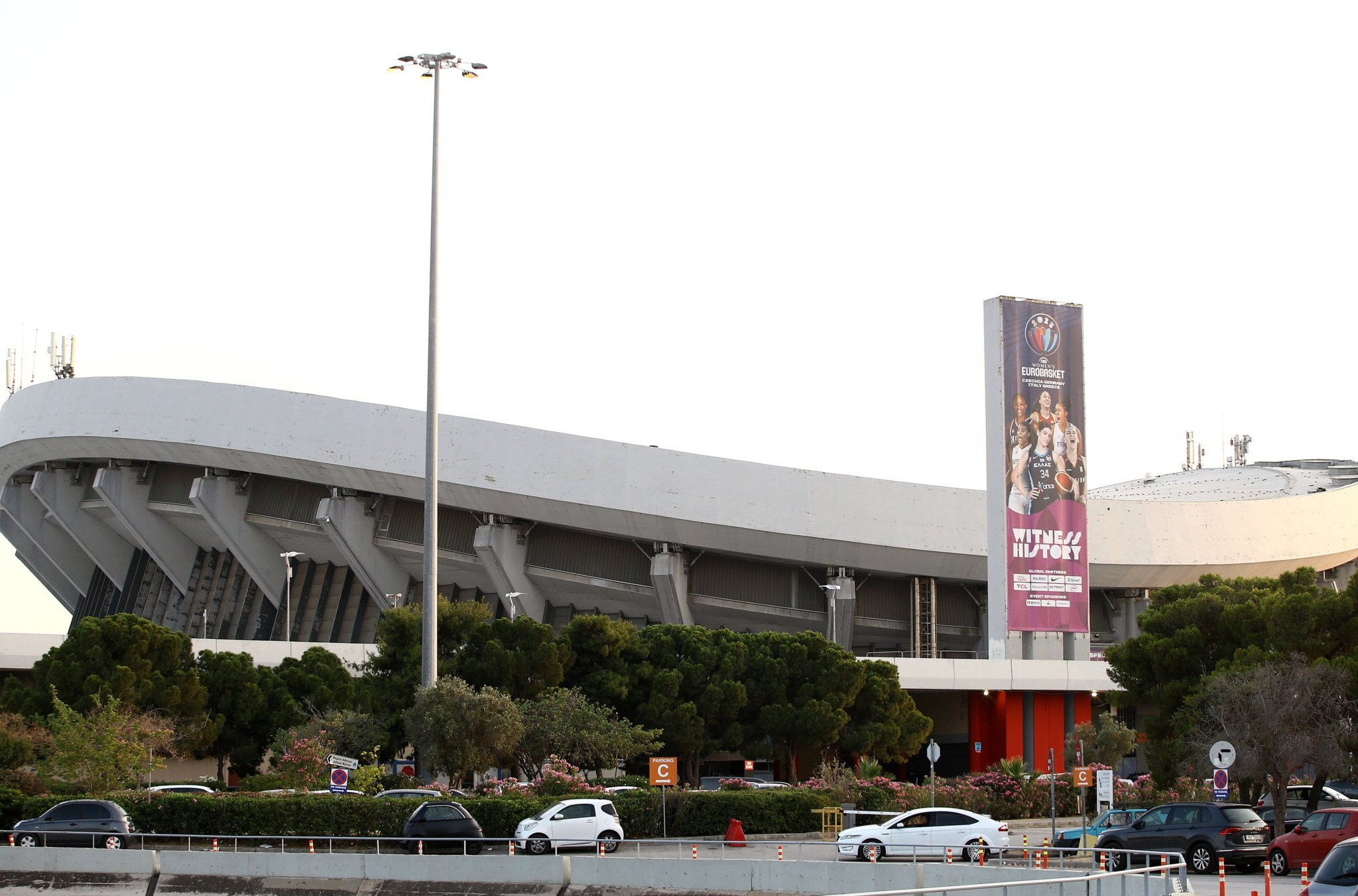 Αυτή είναι η ιστορία του ΣΕΦ - Ξεκίνησε ως... παγοδρόμιο πριν 40 χρόνια, οι άγνωστες λεπτομέρειες