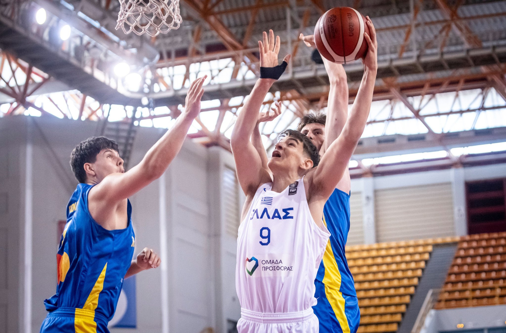 Γαλανόλευκος... περίπατος, 3Χ3 η Εθνική Νέων και φουλ για τους 16