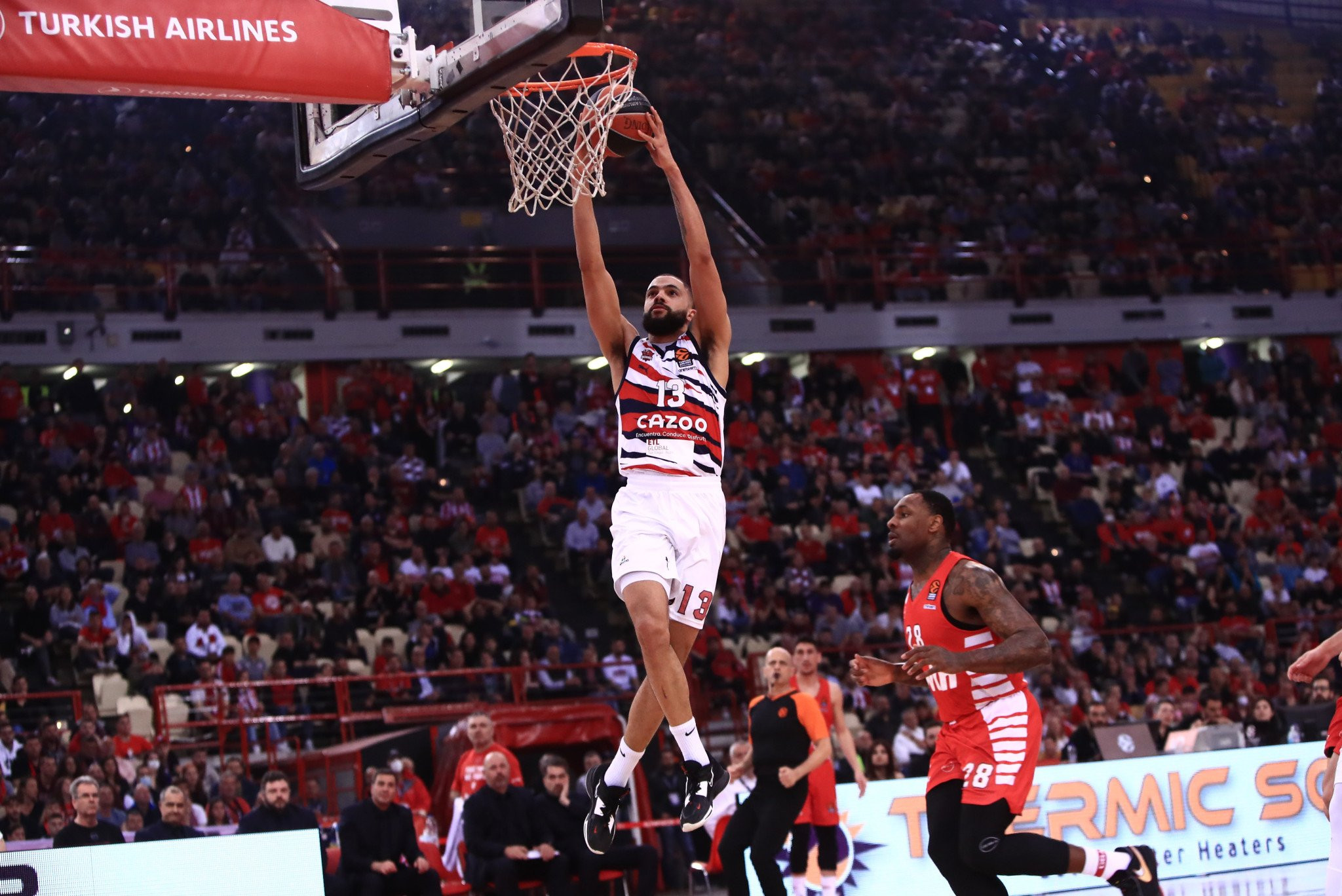 Η Βαλένθια έκανε πρόταση για τον Τόμπσον - Έχει πέντε ημέρες να ματσάρει την προσφορά η Μπασκόνια