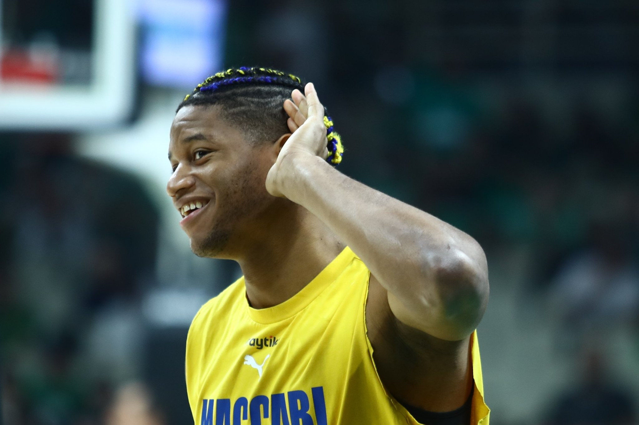 Fake το «κόψιμο» του Ριβέρο στα ιατρικά - Ανακοινώθηκε από τον Ερυθρό Αστέρα