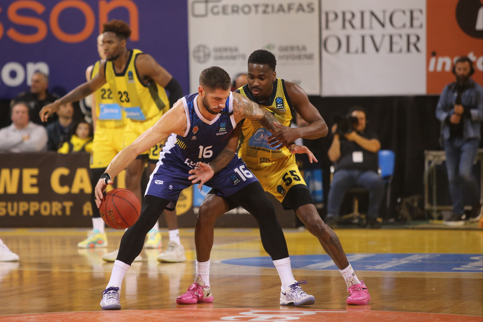 Tέλος ο Γιόβιτς από τη Βαλένθια