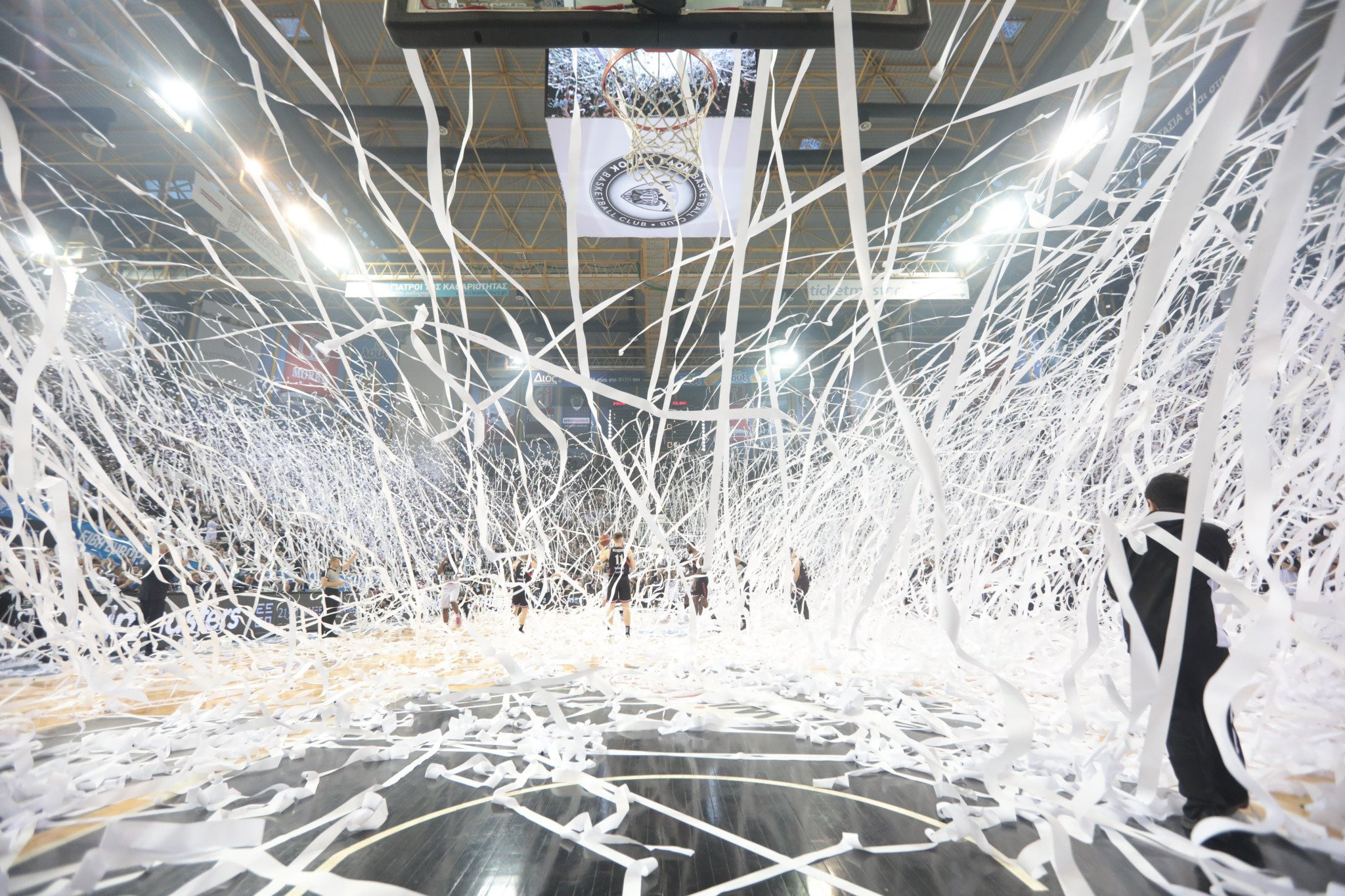 Το «Παλατάκι» ομορφαίνει επικίνδυνα και ο ΠΑΟΚ προϊδεάζει τον κόσμο του (vid)