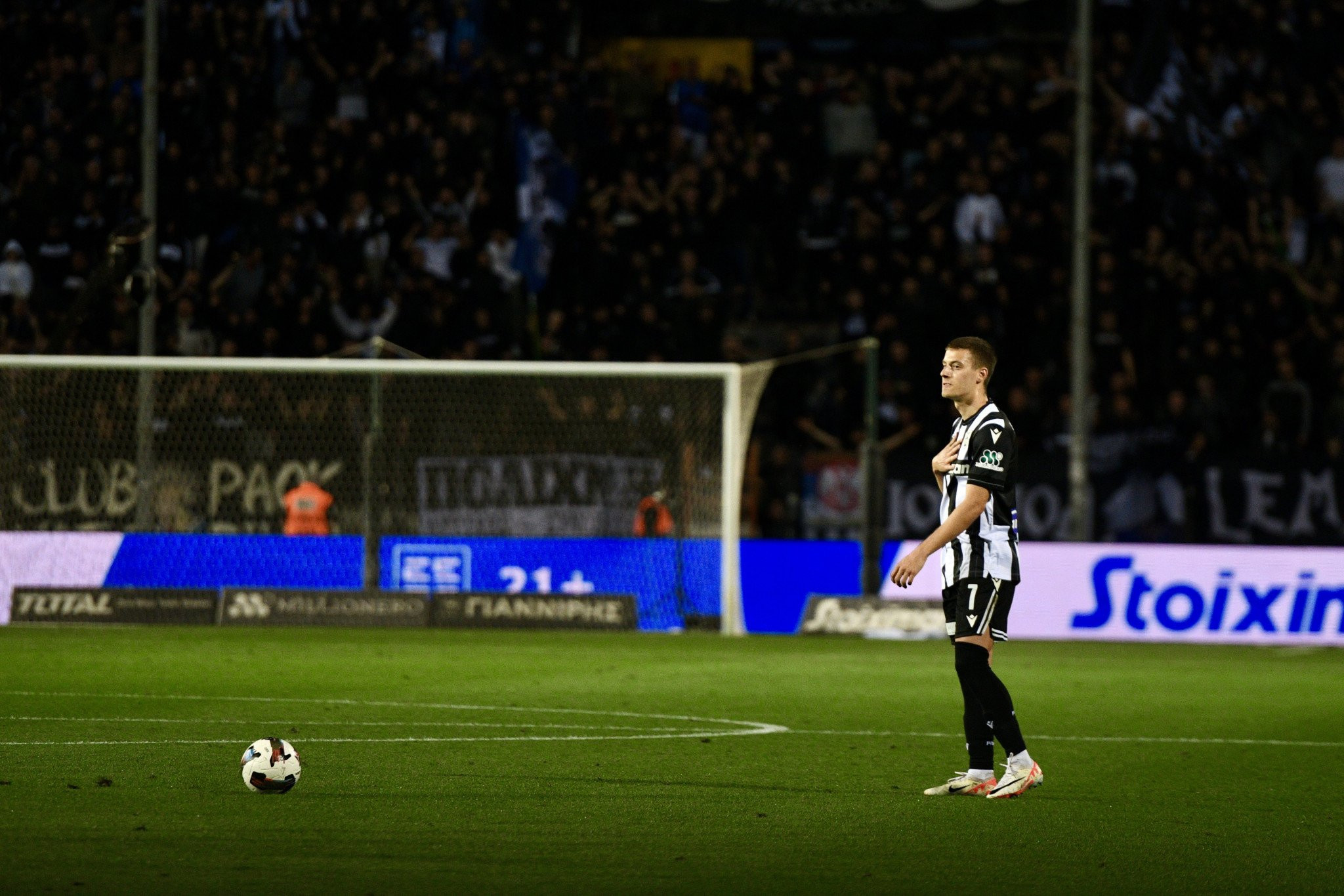 «Ο Κωνσταντέλιας στο στόχαστρο της Μπενφίκα – Πόσα ζητάει ο ΠΑΟΚ»