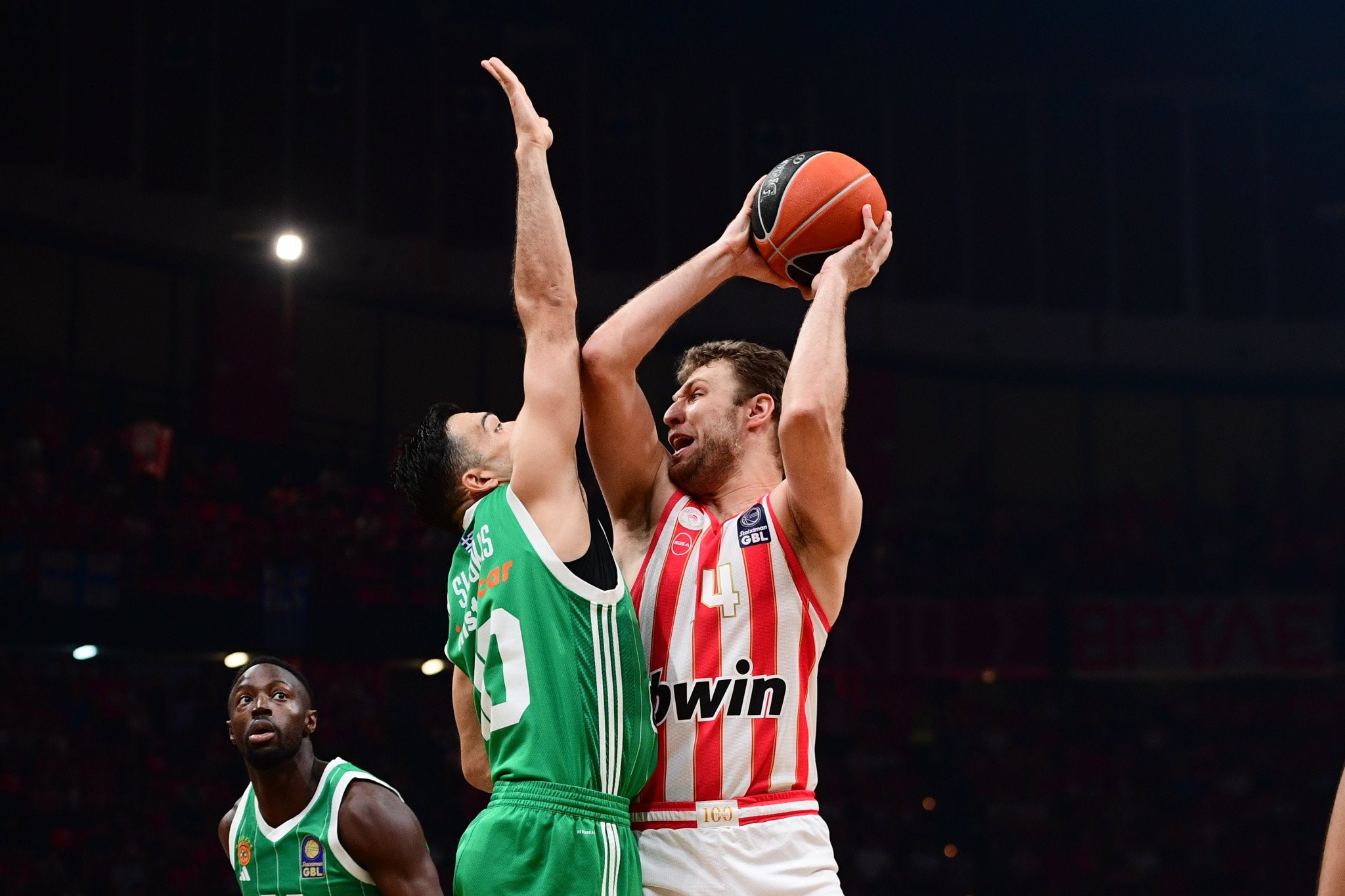 Πώς επηρεάζεται η Εθνική ομάδα από τα παιχνίδια της Euroleague εν μέσω «παραθύρων»