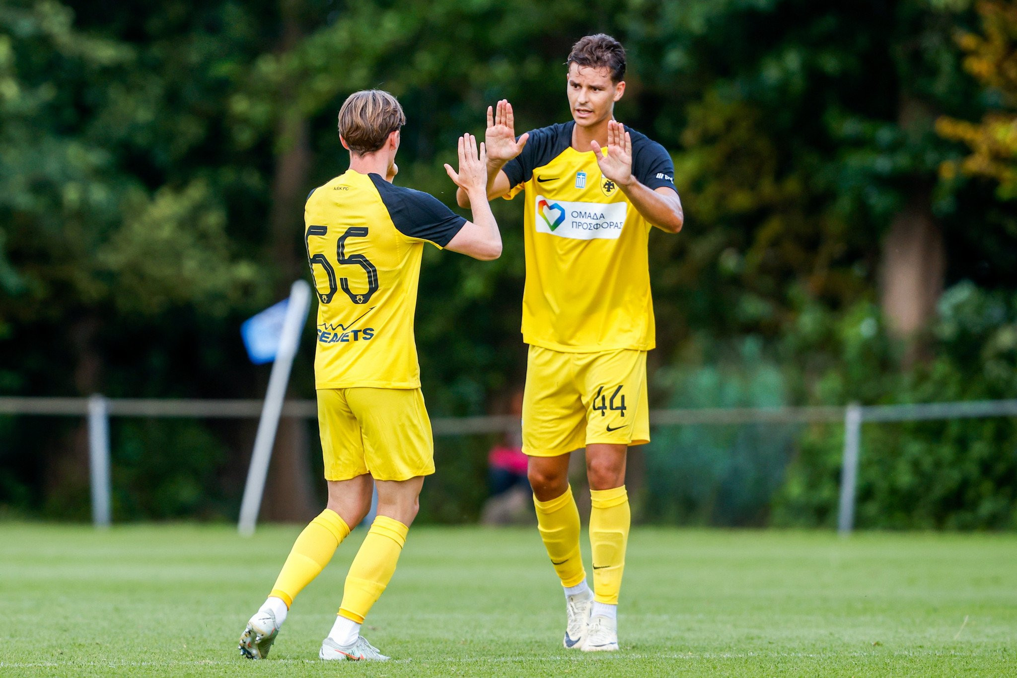 Τα highlights από την ανατροπή της ΑΕΚ επί της Κόρτραϊκ (video)