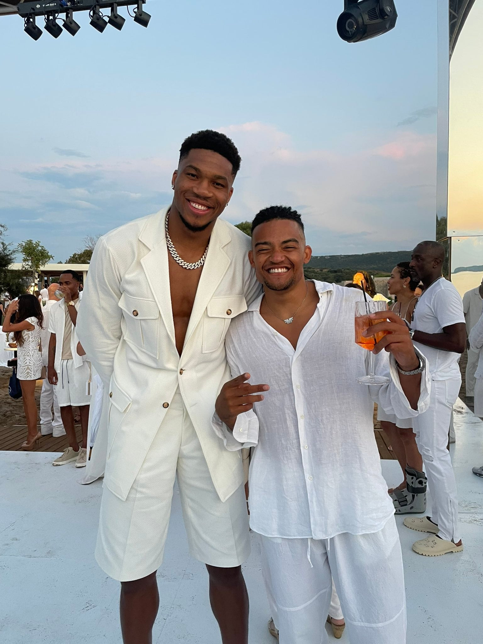 Τρομερό τρολάρισμα Μανόλο σε Γιάννη: «Καλά όλα, αλλά έχασες Fly Athens»