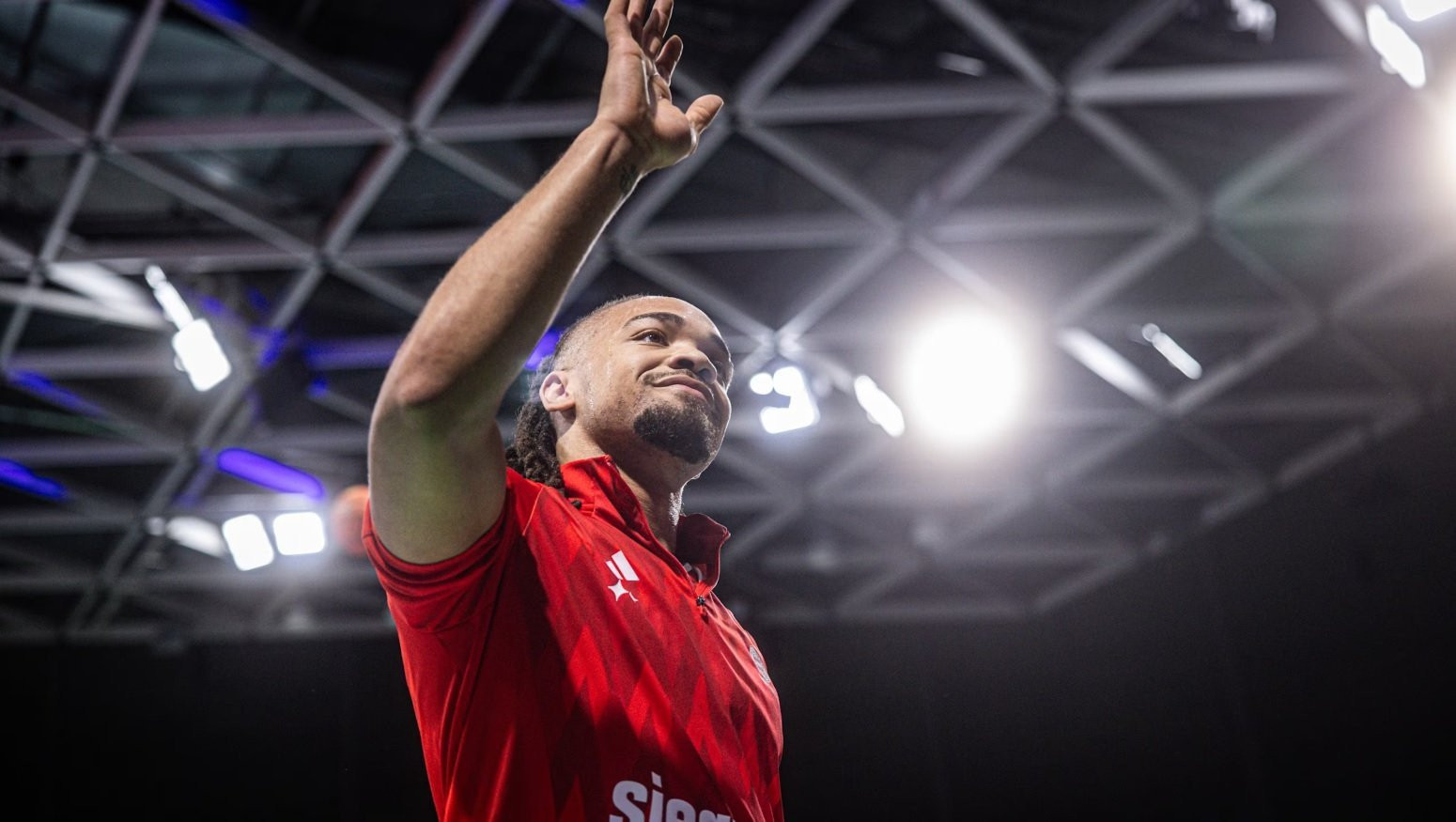 Παρελθόν από την Μπάγερν Μονάχου οι Έντουαρντς και Βάιλερ-Μπαμπ