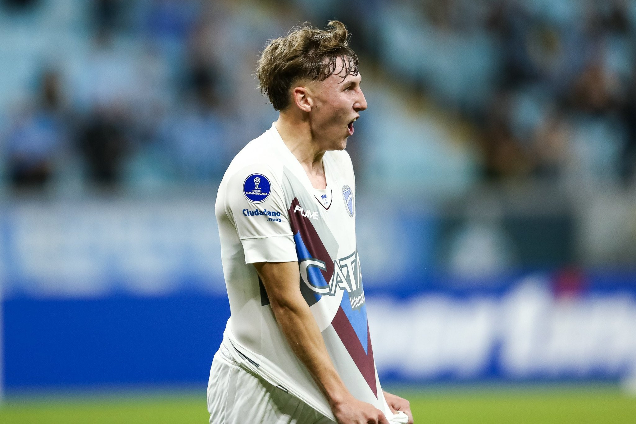 Ρομάνο: «Ο Ολυμπιακός δίνει 4,5 εκατ. ευρώ για τον Αντίνο»