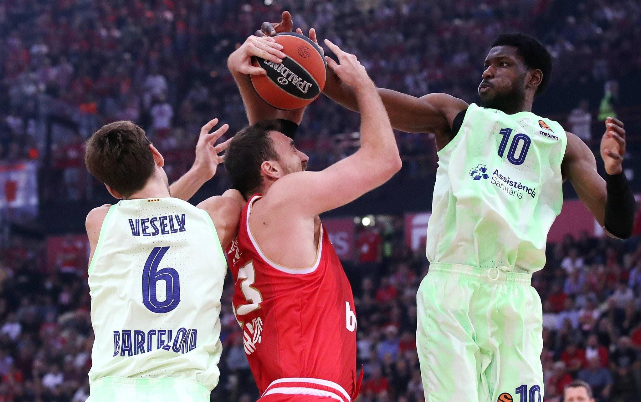 Ο Γιασικεβίτσιους θέλει παίκτη της Μπαρτσελόνα στη Φενέρμπαχτσε