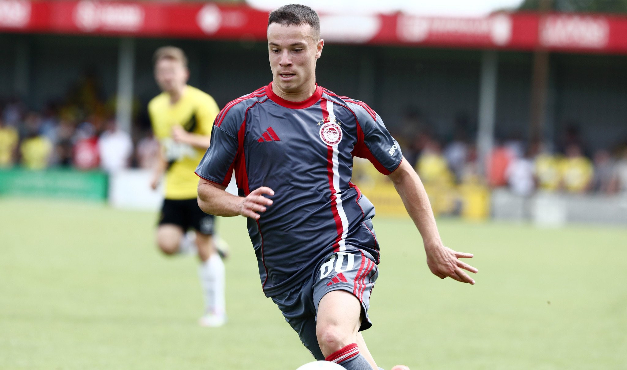 Πνευμονίδης: «Χαρούμενος που σκόραρα, απαιτητικό να παίζεις στην πρώτη ομάδα του Ολυμπιακού» (video)