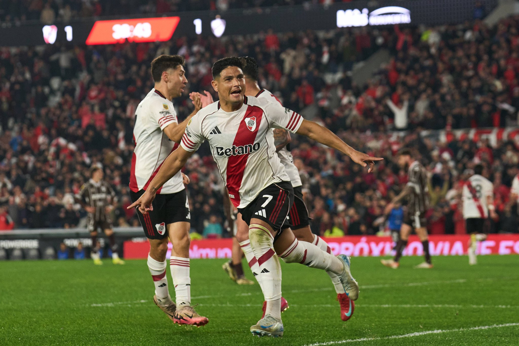 Επιβλητική η Ρίβερ Πλέιτ, διέλυσε την Ινστιτούτο εκτός έδρας