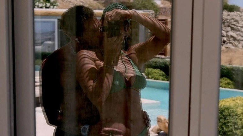 Επέστρεψε στην αγαπημένη της Μύκονο η Σαμπαλένκα με τον Φραγκούλη