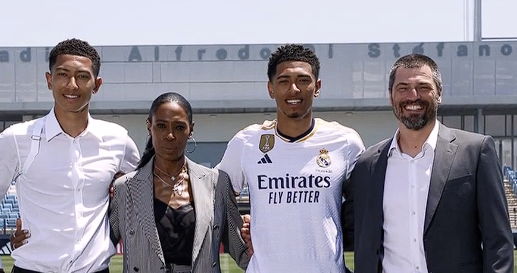 Χτίζει την έπαυλη των ονείρων του για αυτόν και τους γονείς του στο Μπέρμιγχαμ ο Μπέλιγχαμ