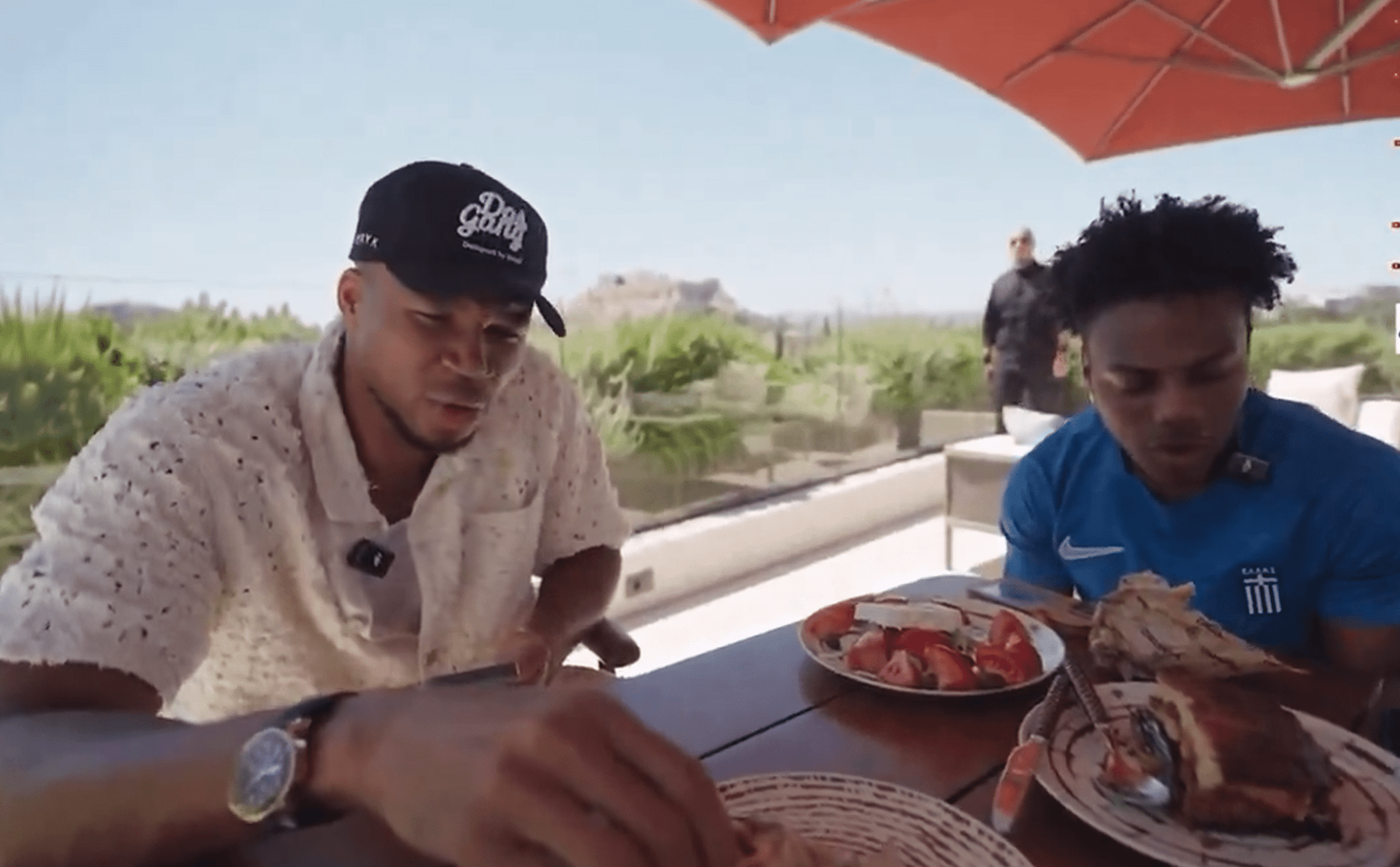 O Αντετοκούνμπο θα συναντηθεί με τον Μάικλ Τζόρνταν στην Αθήνα - Τι ζήτησε από τον θρύλο του NBA