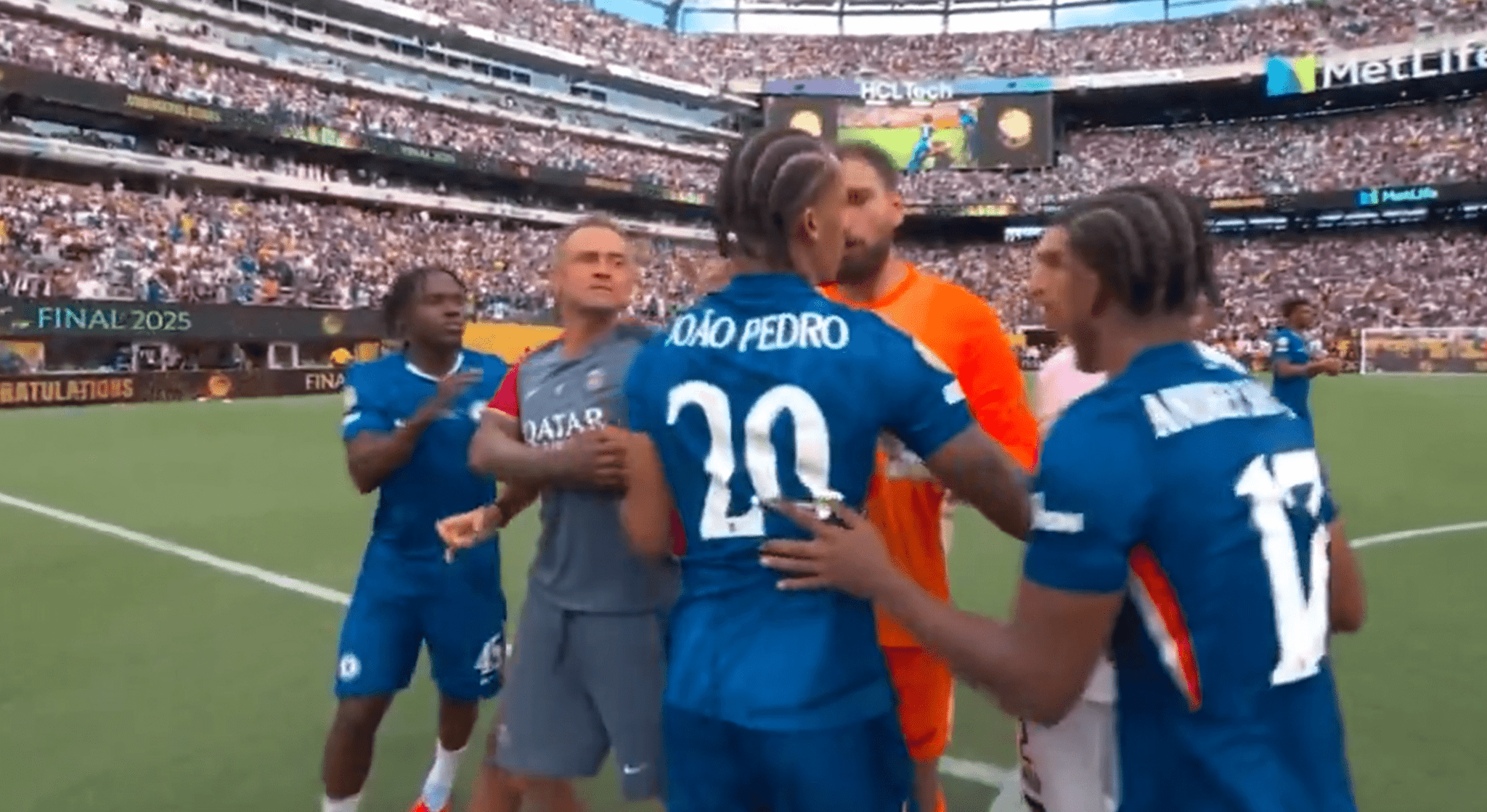 Ο Ζοάο Πέδρο δίνει τη δική του εκδοχή για το τι συνέβη με τον Λουίς Ενρίκε: «Δεν ξέρουν να χάνουν»