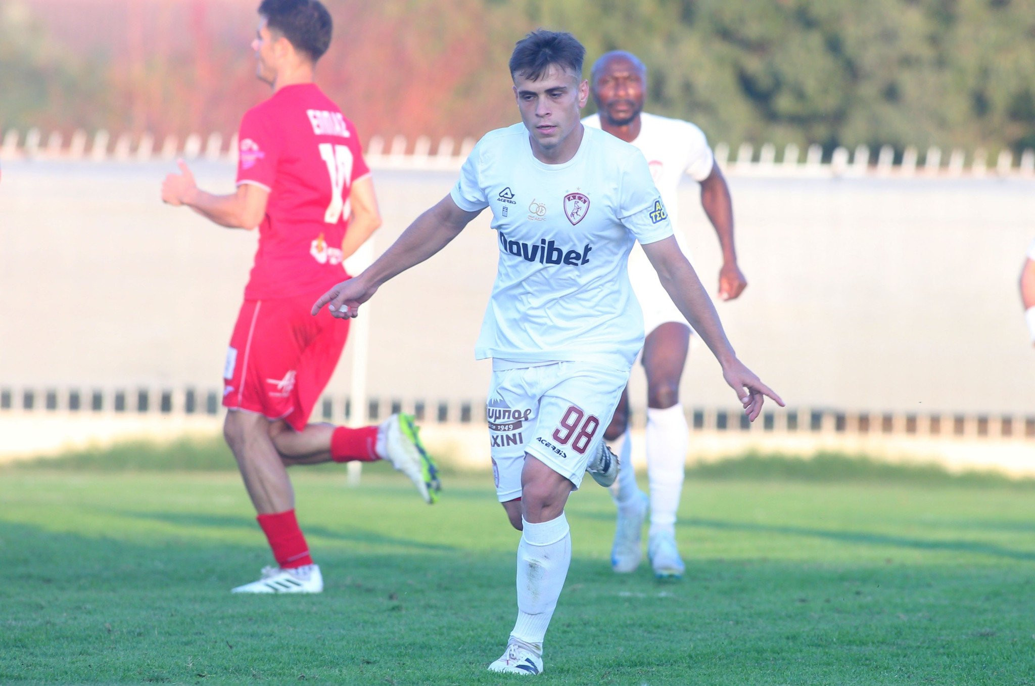 Ο Πανιώνιος θέλει να «κλείσει» τον Στίνα