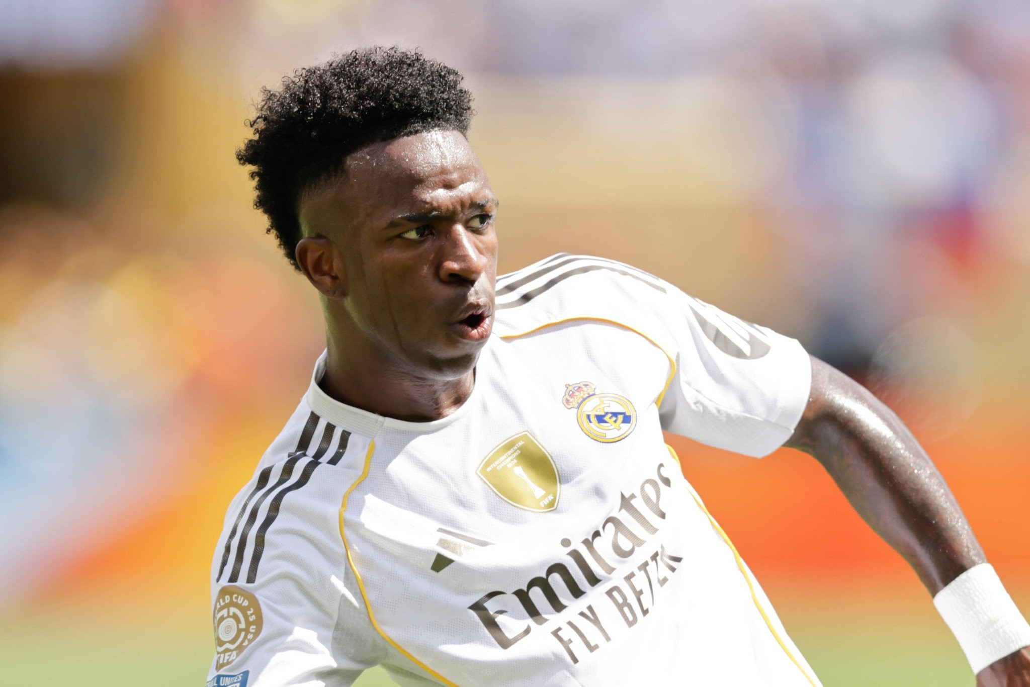 Ο Βινίσιους απάντησε στον Σιμεόνε: «Αποκλείστηκες για άλλη μία φορά» (photo)