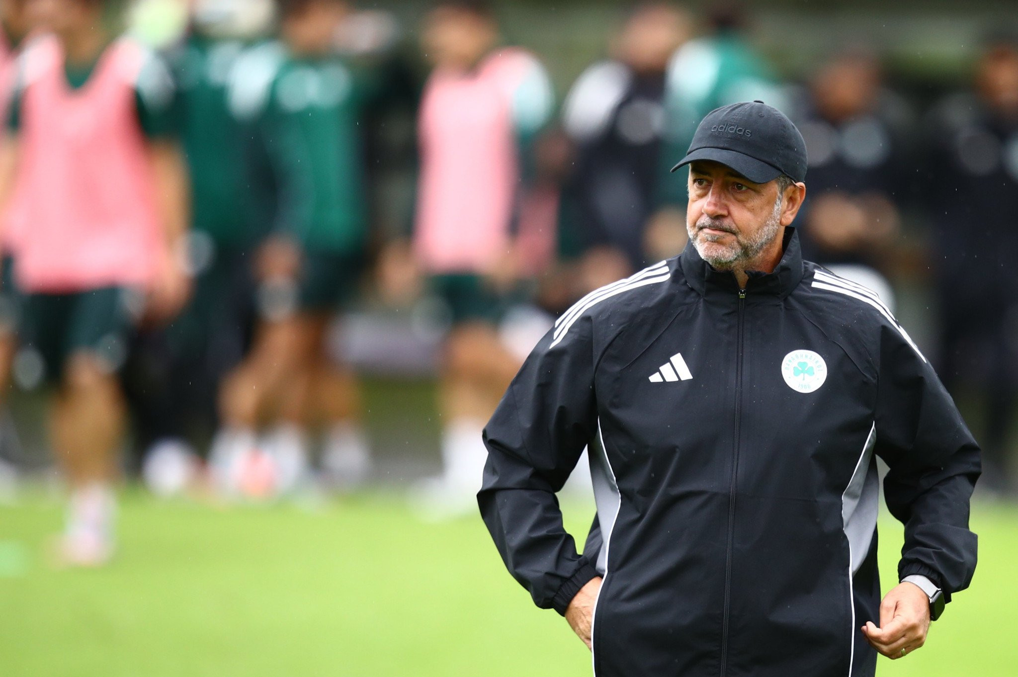 Ο Βιτόρια αρχίζει να ξεκαθαρίζει στο μυαλό του την ενδεκάδα του Παναθηναϊκού για το Ibrox