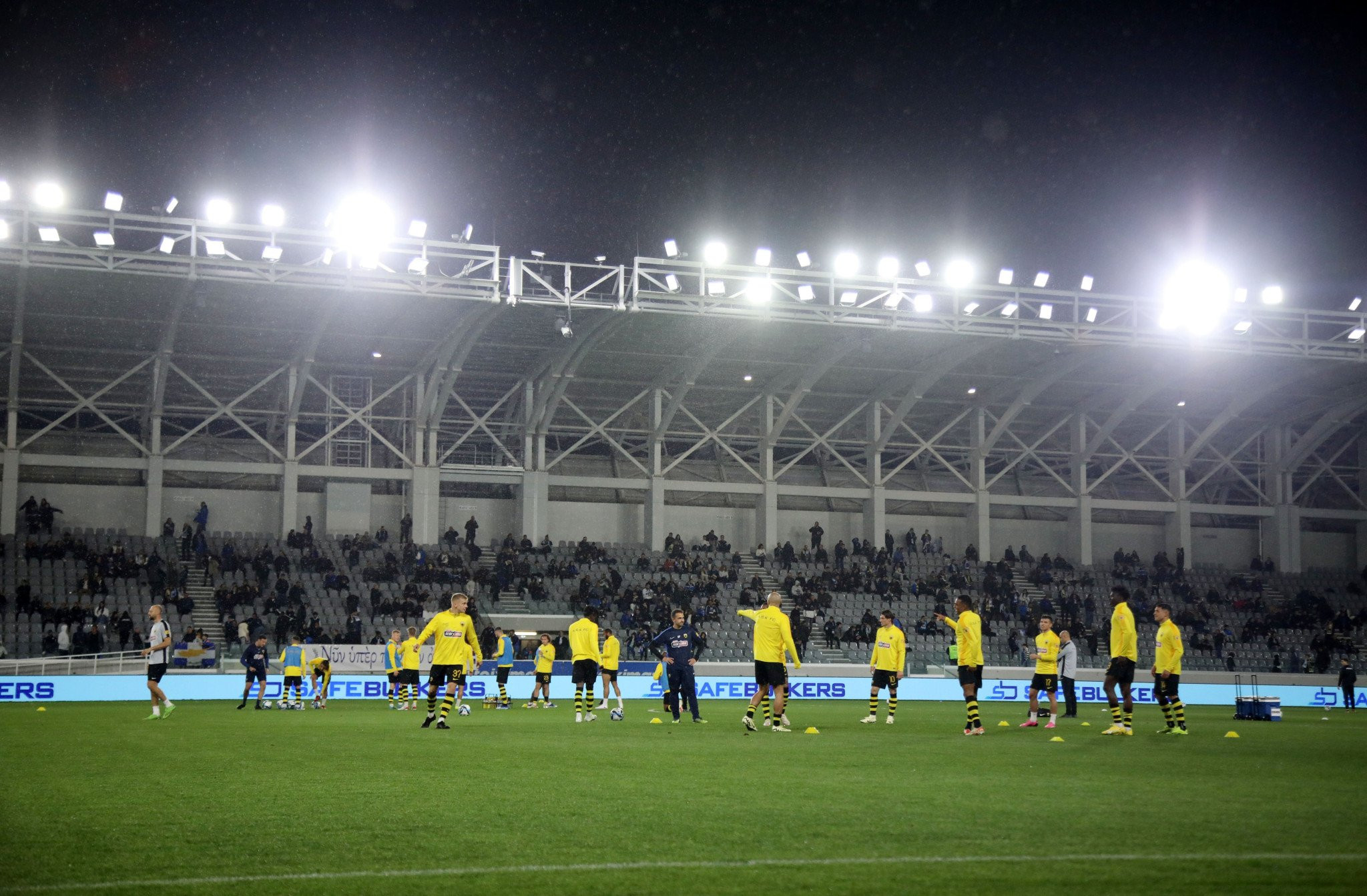 Τα εισιτήρια για το κρίσιμο ματς Άρης Λεμεσού-ΑΕΚ την Πέμπτη