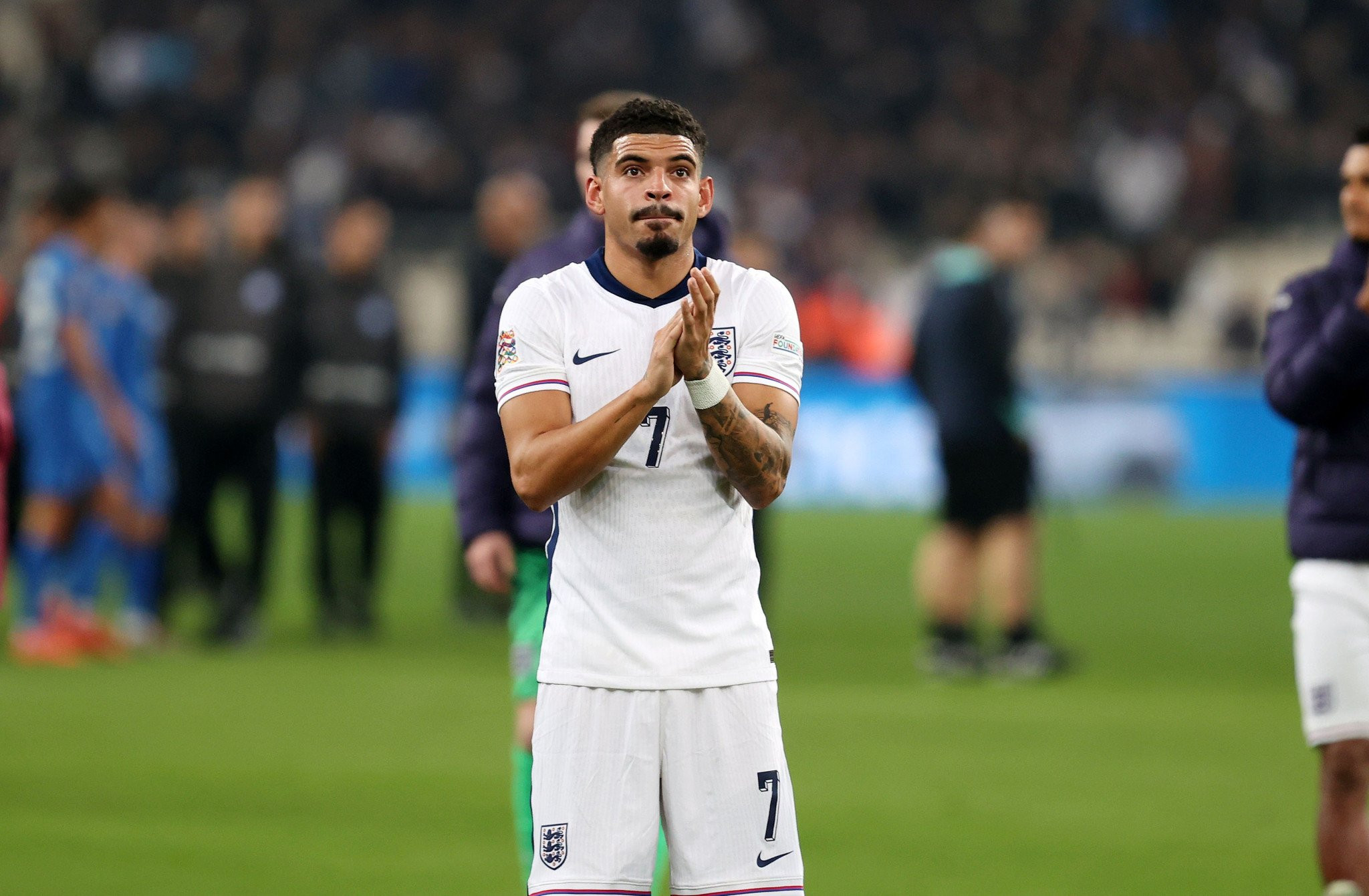 Η «Daily Mail» αποκαλύπτει: «Το ταξίδι και το πλάνο: Έτσι κράτησε τον Γκιμπς-Γουάιτ στη Νότιγχαμ ο Μαρινάκης»