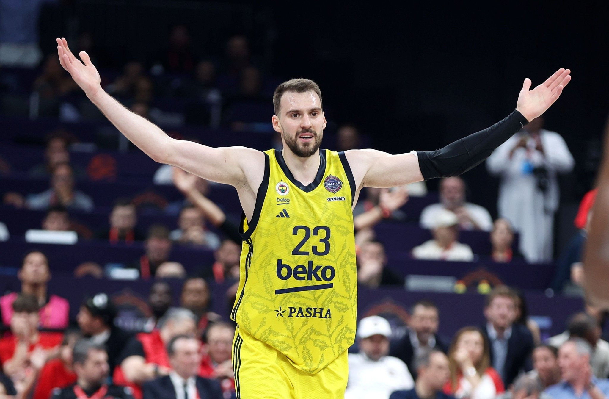 Ο Γκούντουριτς αποκάλυψε ότι είχε επαφή με άλλη ομάδα της EuroLeague πριν υπογράψει στην Αρμάνι