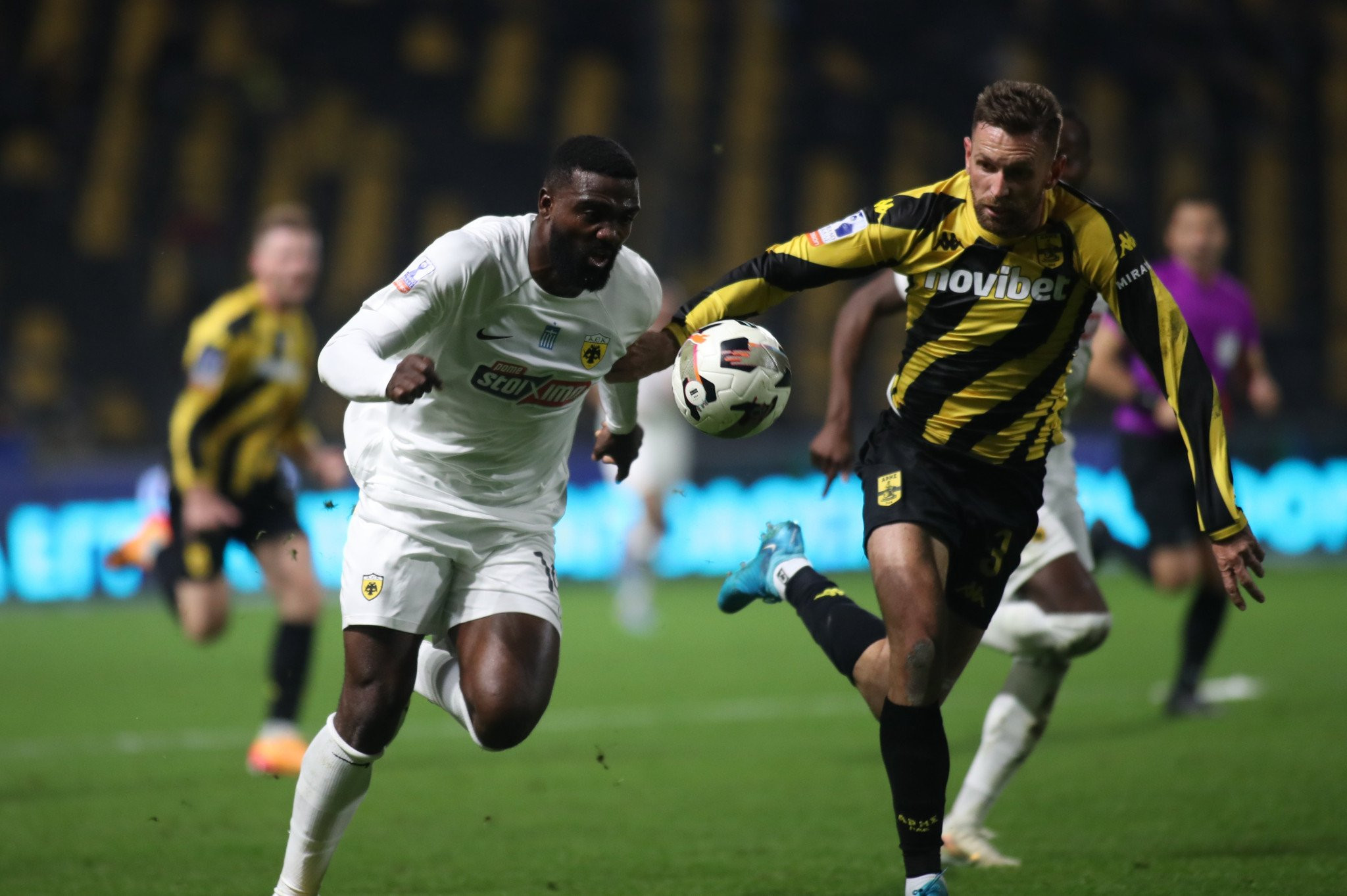 Με Betbuilder σε μεγάλες αποδόσεις στα παιχνίδια της ΑΕΚ και του Άρη