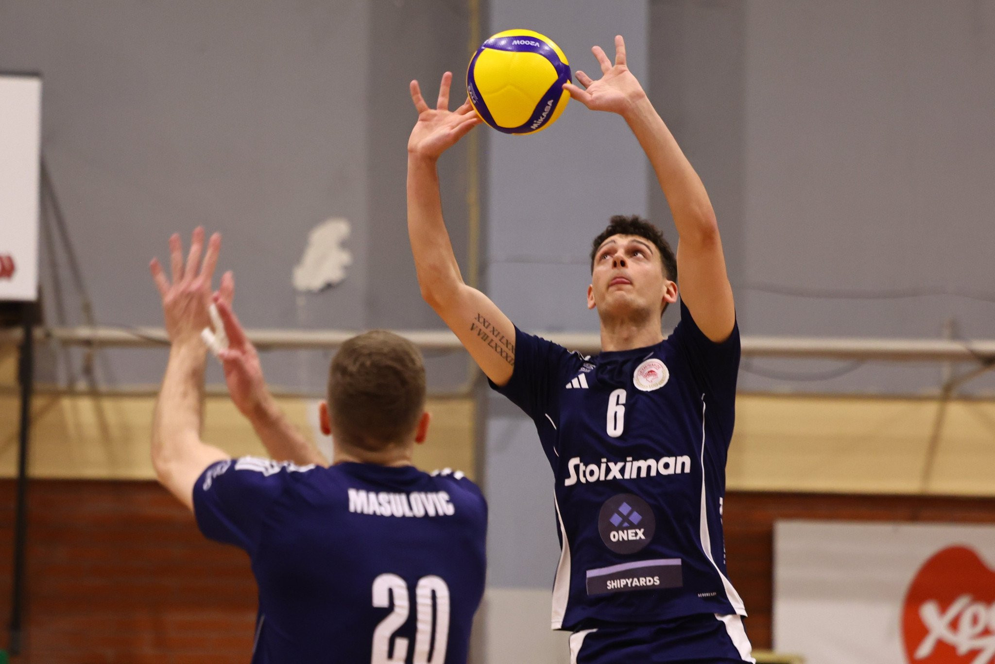 Ο Χασμπάλα παραμένει στον Ολυμπιακό: «Το πρωτάθλημα που οφείλουμε για την επέτειο των 100 χρόνων»