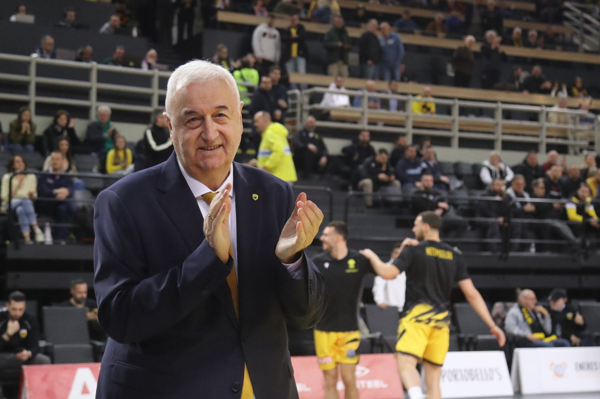 «Coach speaking»: Ο εναρκτήριος λόγος του Σάκοτα στην «πρώτη» της ΑΕΚ