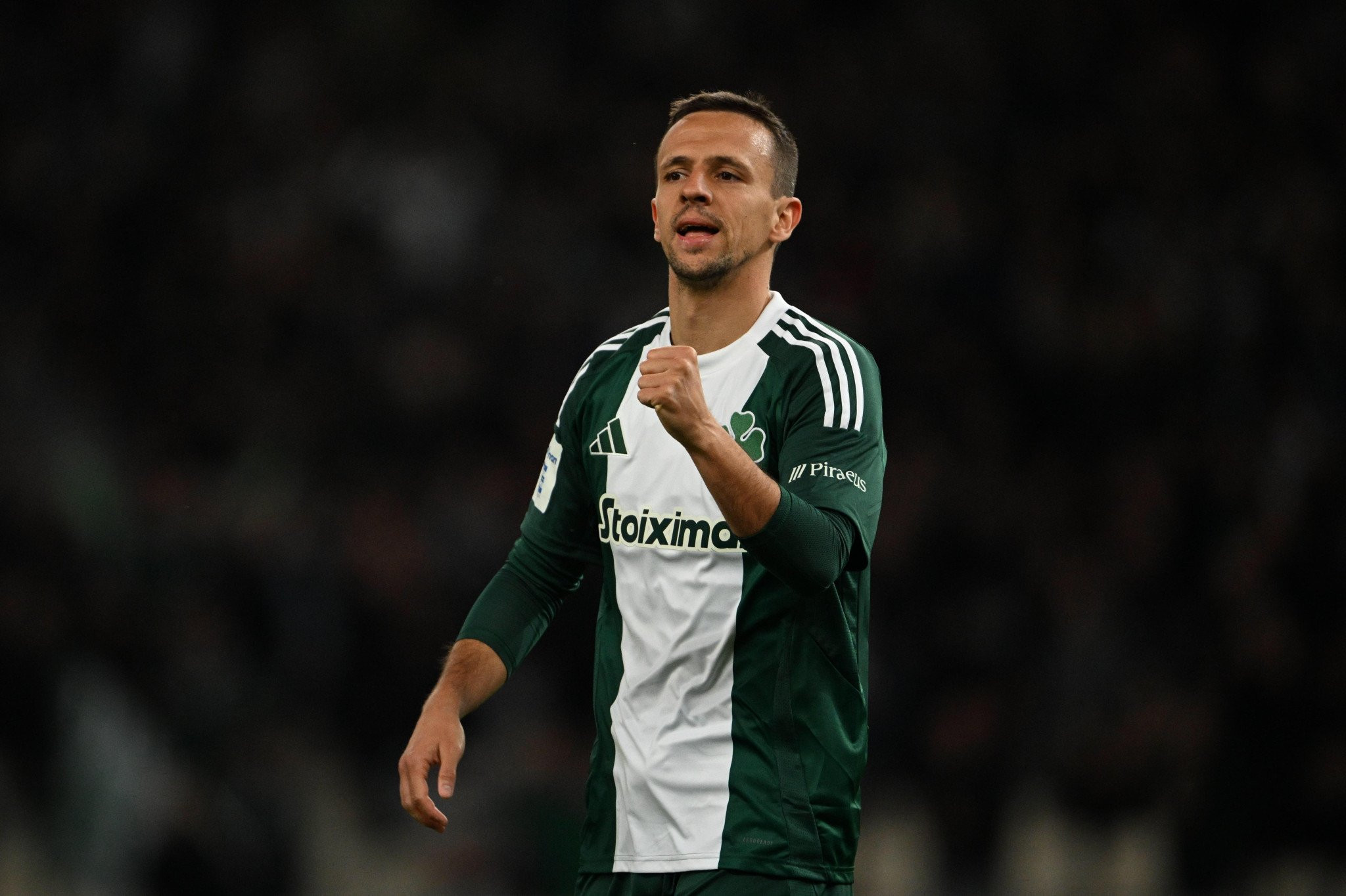 Τεχνικός διευθυντής Οβιέδο: «Ο Μαξίμοβιτς είναι προτεραιότητα - Πιστεύω πως είναι πολύ σημαντικός»