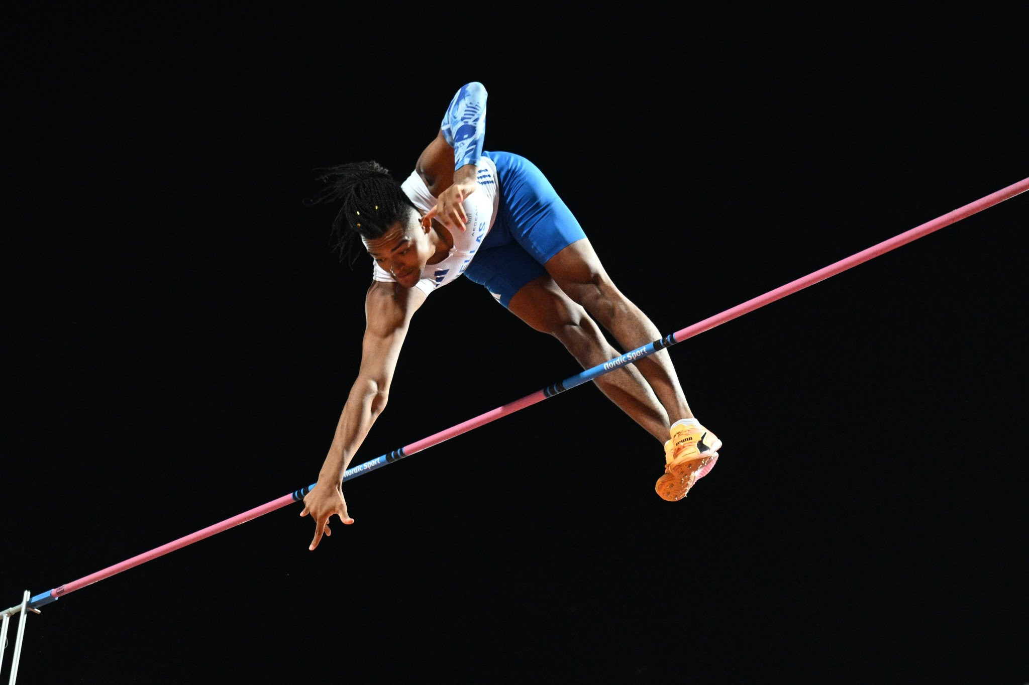 Χρυσός με νέο ρεκόρ στο Βαλκανικό Πρωτάθλημα ο Καραλής