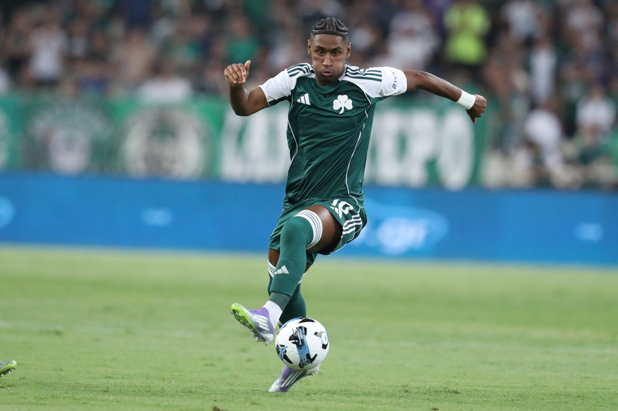 «Η Γκρέμιο ετοιμάζει πρόταση για τον Τετέ - Αυτό είναι το ποσό που θα προσφέρει στον Παναθηναϊκό»