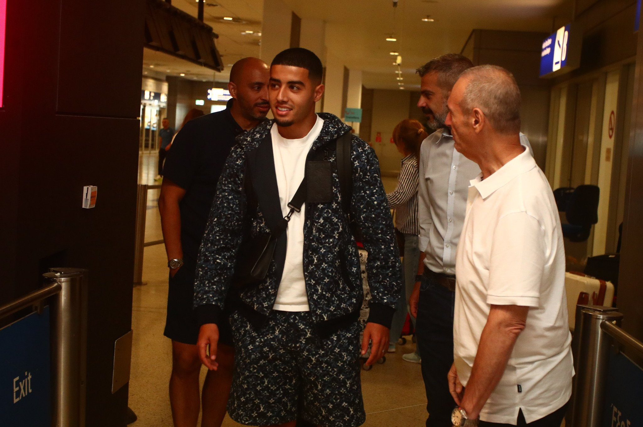 Έφτασε στην Ελλάδα για τον Παναθηναϊκό ο Ζαρουρί (video)