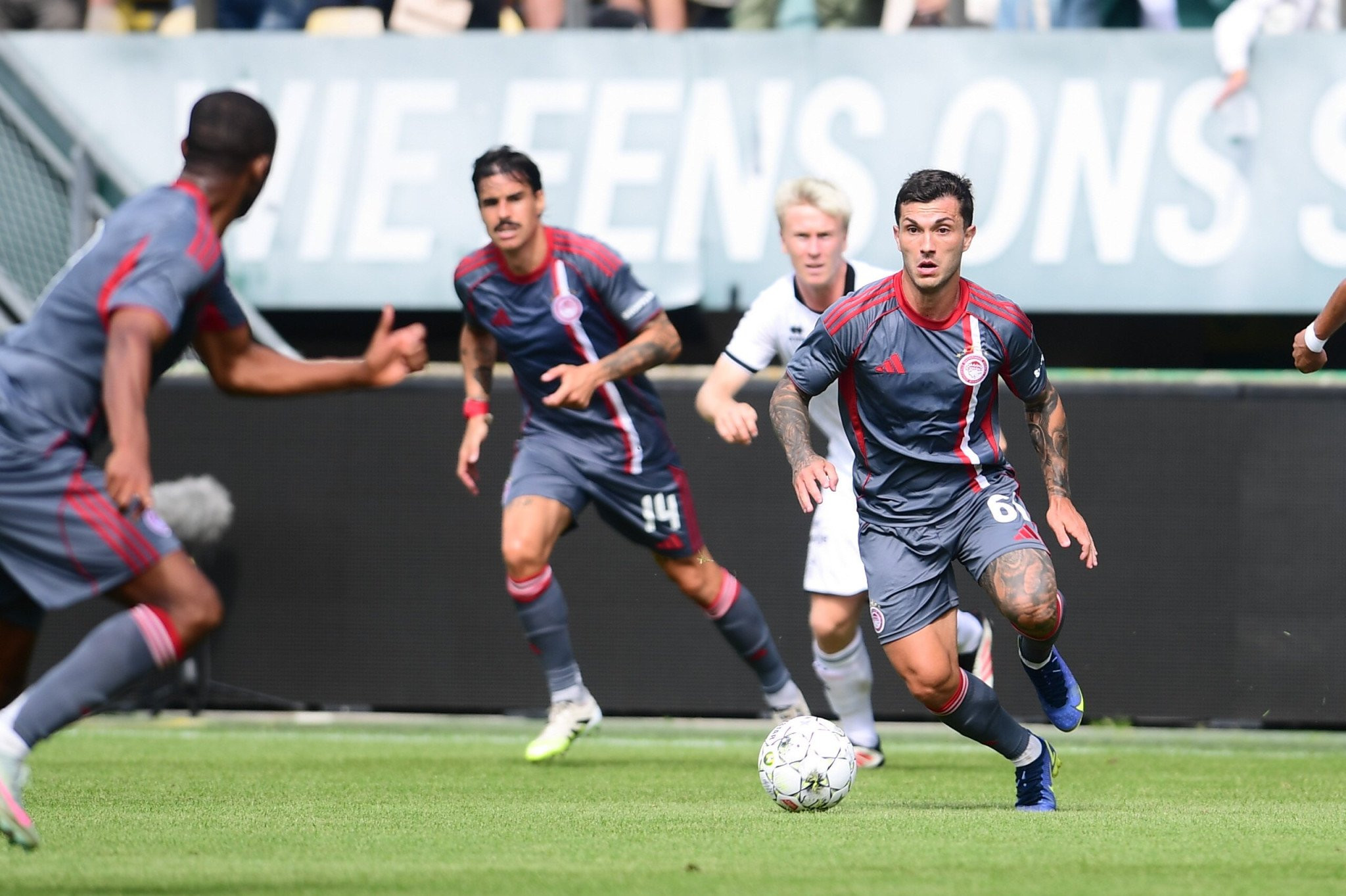 Ο ορεξάτος Στρεφέτσα, ο αρτίστας Καμπελά και ο γνωστός «φονιάς» Ελ Κααμπί