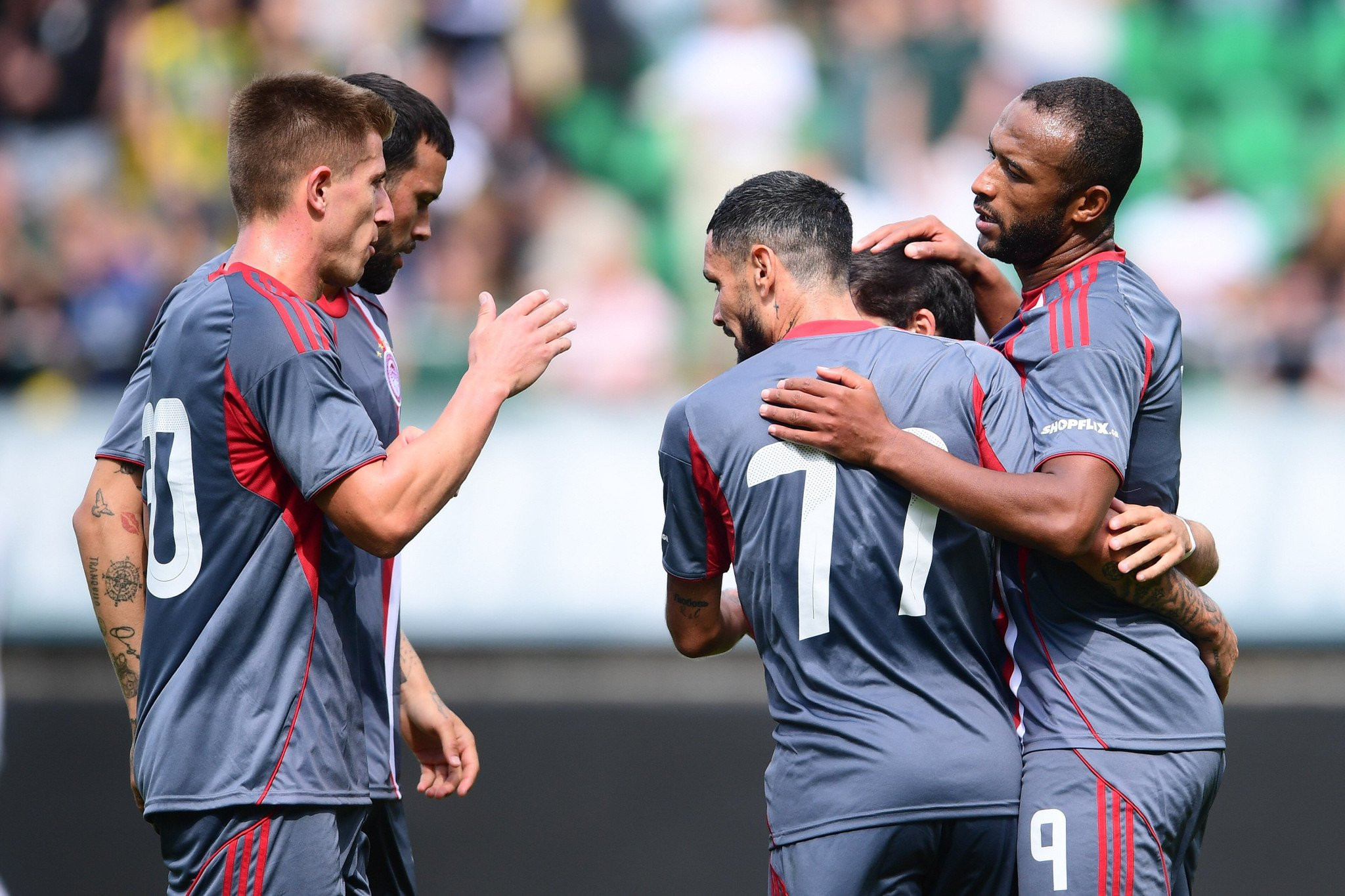 Τα highlights της νίκης του Ολυμπιακού επί της Ντεν Χάαγκ (video)