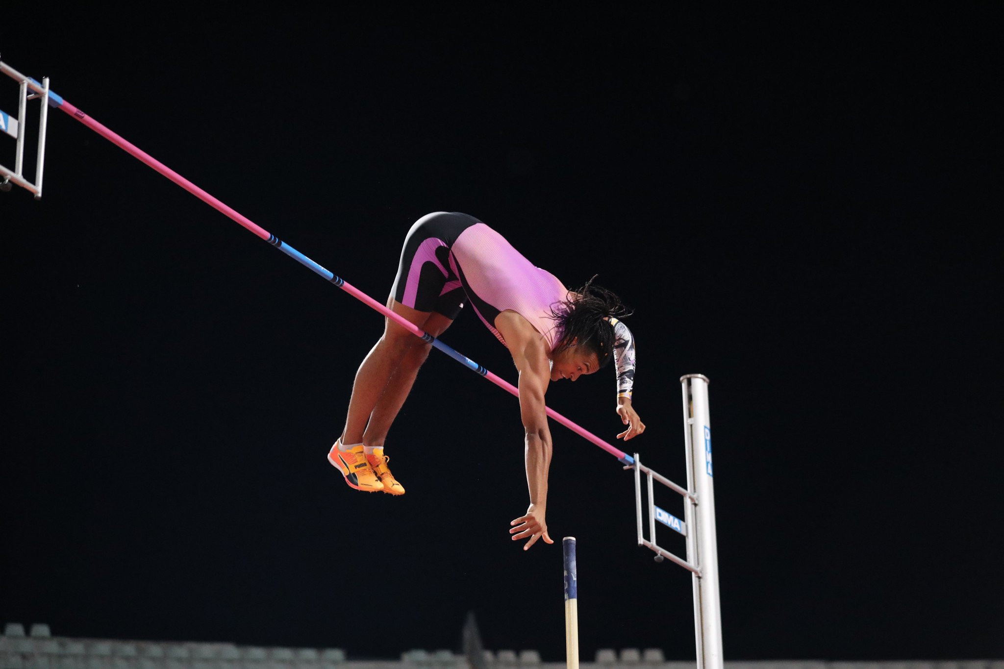 Το μυθικό άλμα του Καραλή που διέλυσε το Πανελλήνιο ρεκόρ! (video)