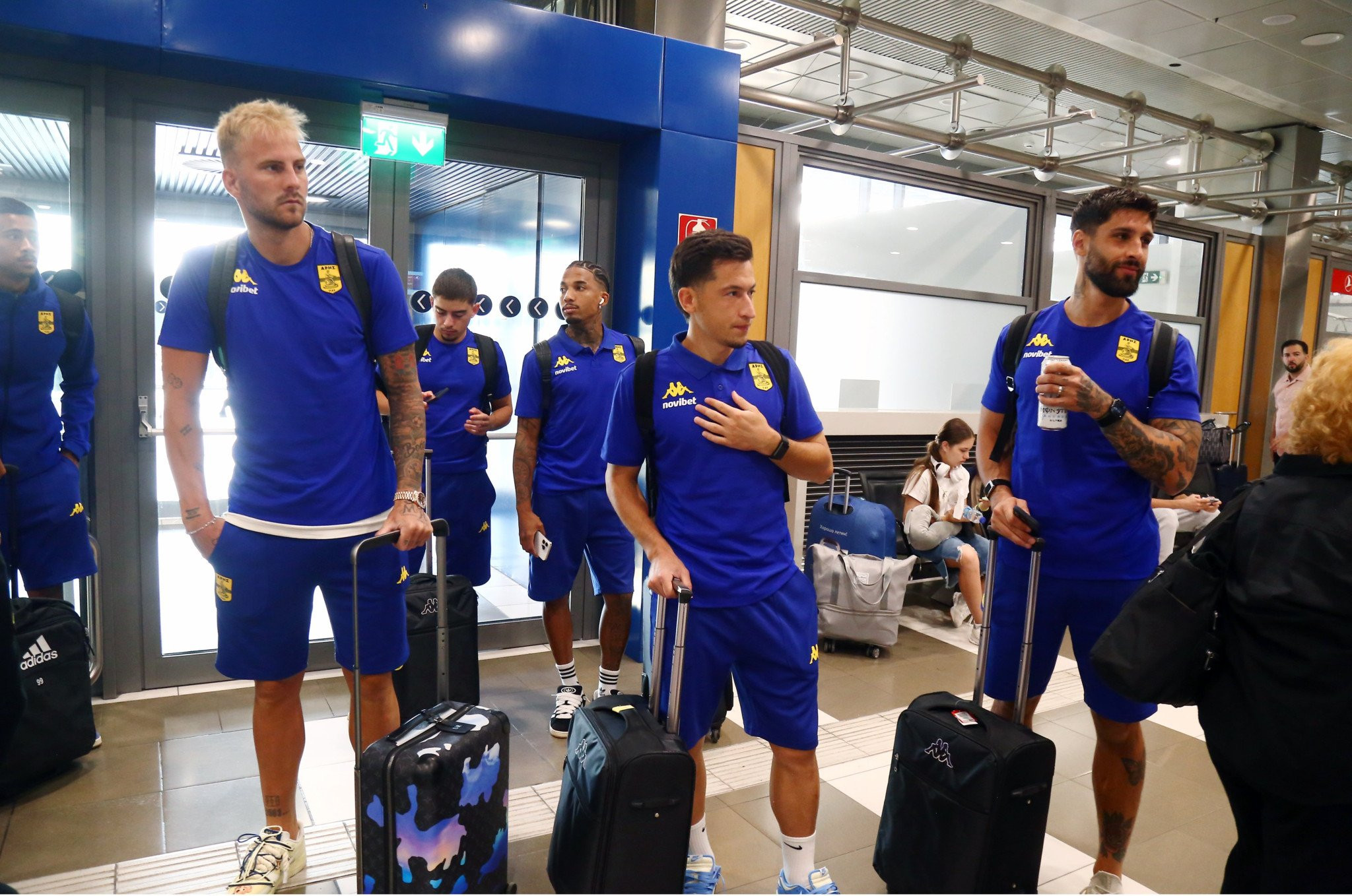 «Πέταξε» για Μπακού ο Άρης- Αθανασιάδης: «Τις άγνωστες ομάδες πρέπει να φοβόμαστε»