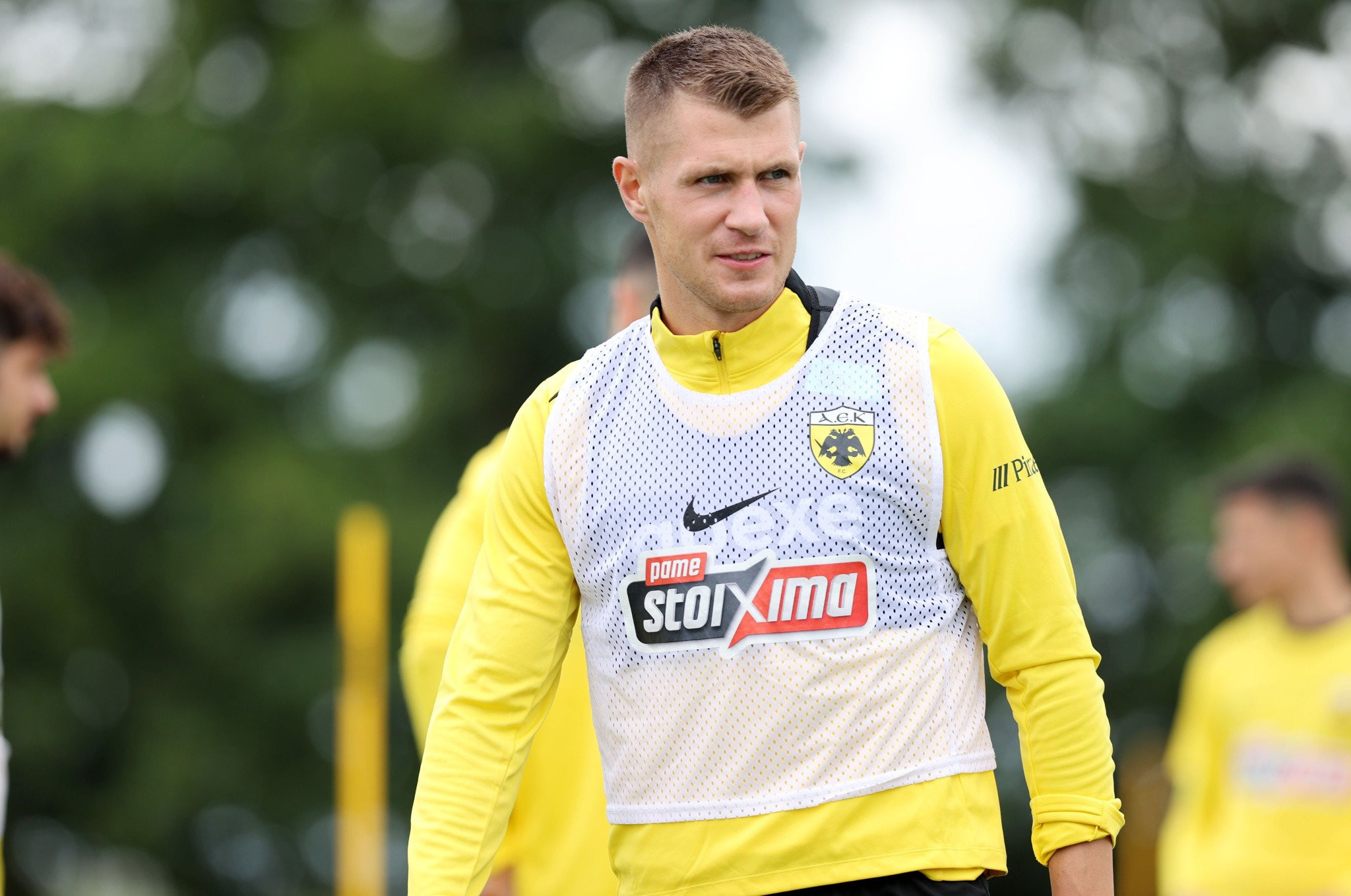 «Η Λέγκια θέλει να αποκτήσει τον Σιμάνσκι ως ελεύθερο»