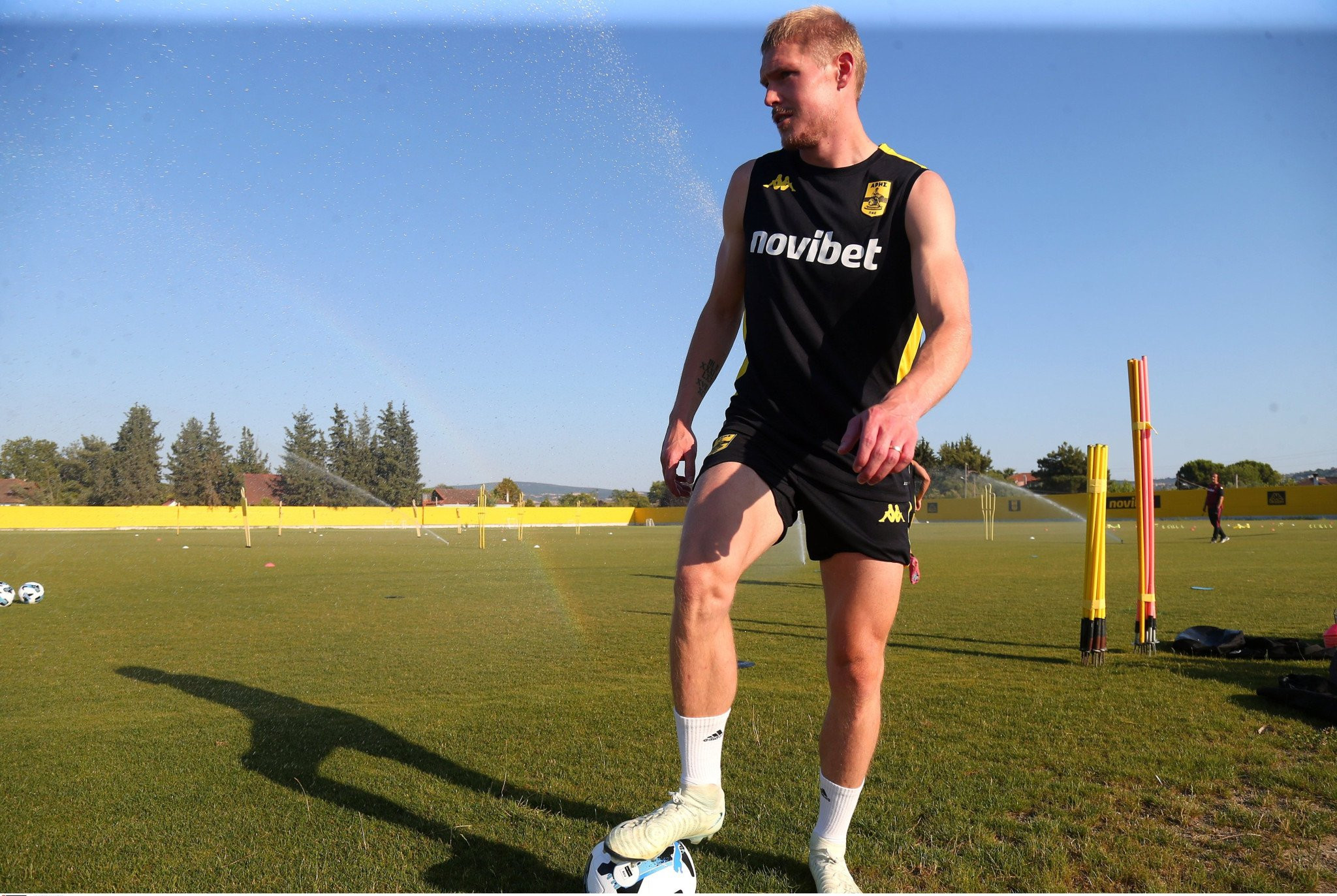 Γένσεν: «Να τιμήσουμε τη φανέλα που φοράμε και να πάρουμε το αποτέλεσμα»