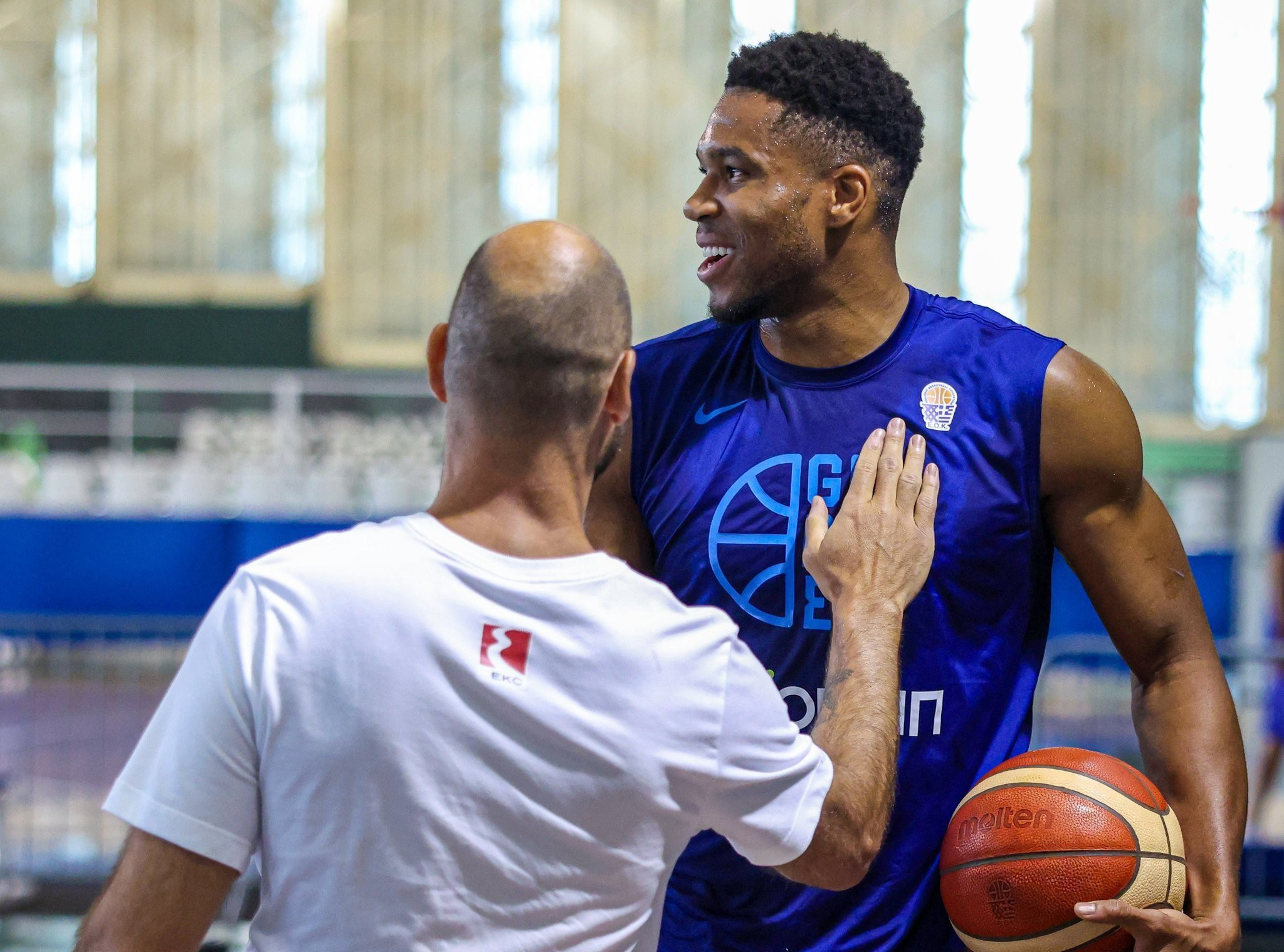 Παίρνει μπρος: Ο Γιάννης Αντετοκούνμπο προπονήθηκε με την Εθνική Ελλάδας